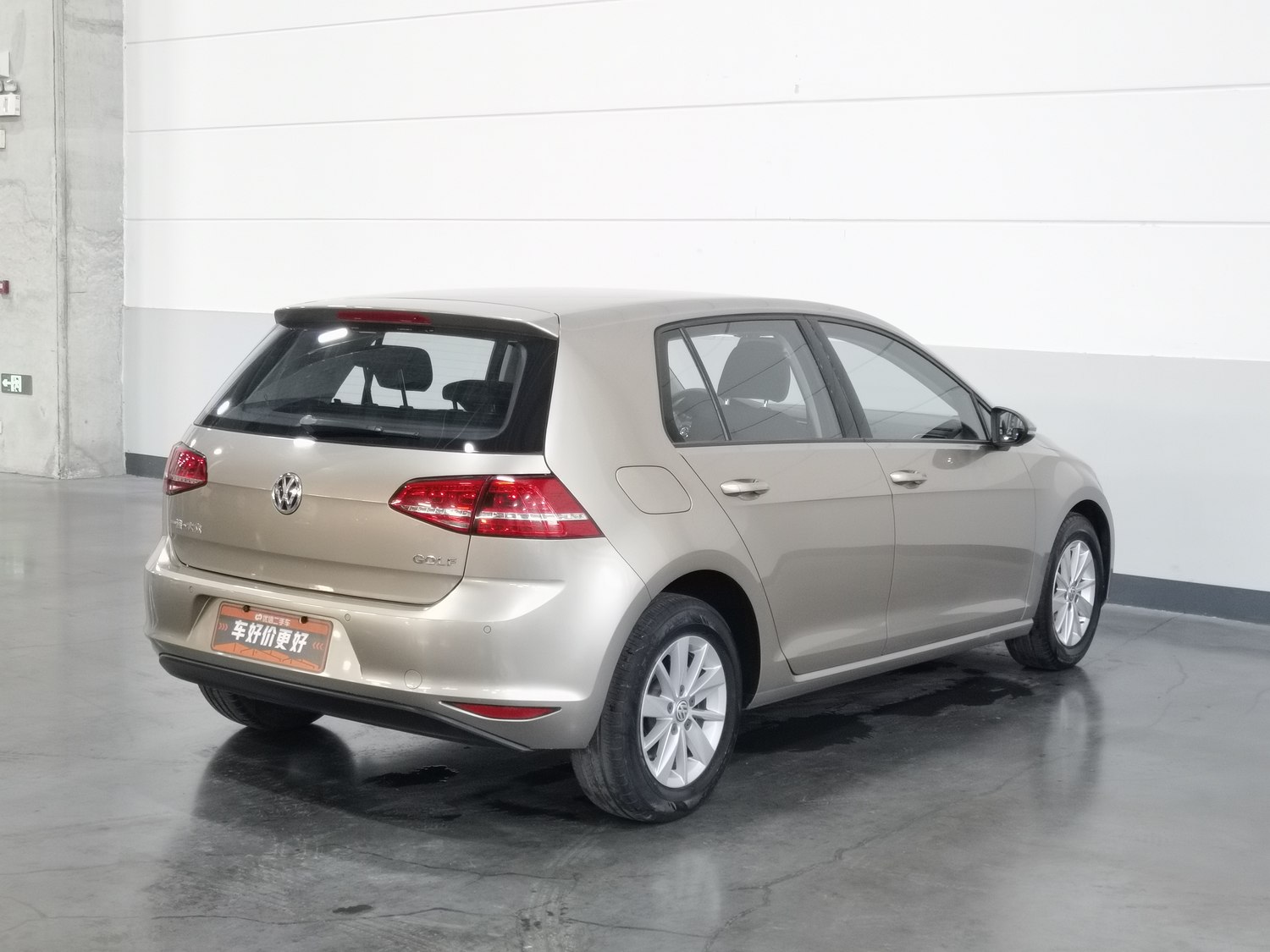 Used Volkswagen Golf 2015 1.6 MT
