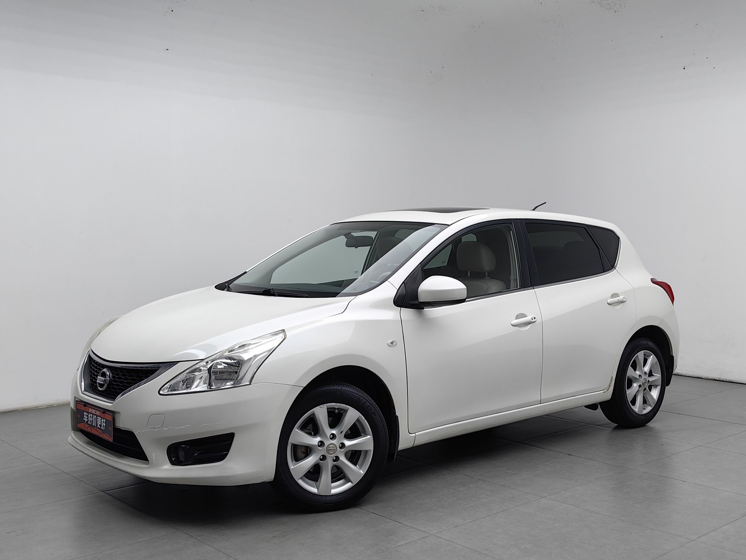 Used Nissan Tiida 2011 1.6 AT
