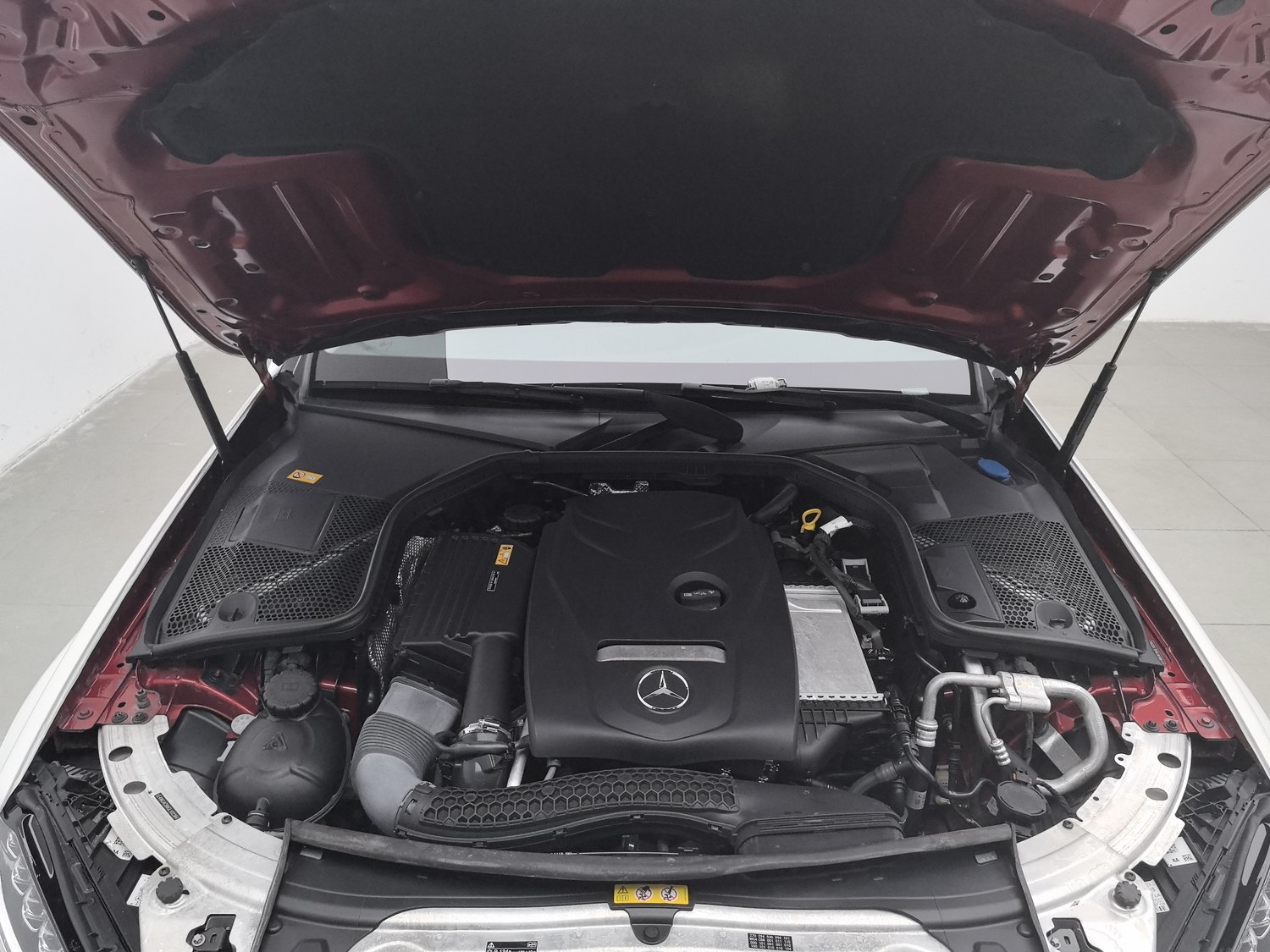 Used Mercedes-Benz C-Class 2016 2.0 AT