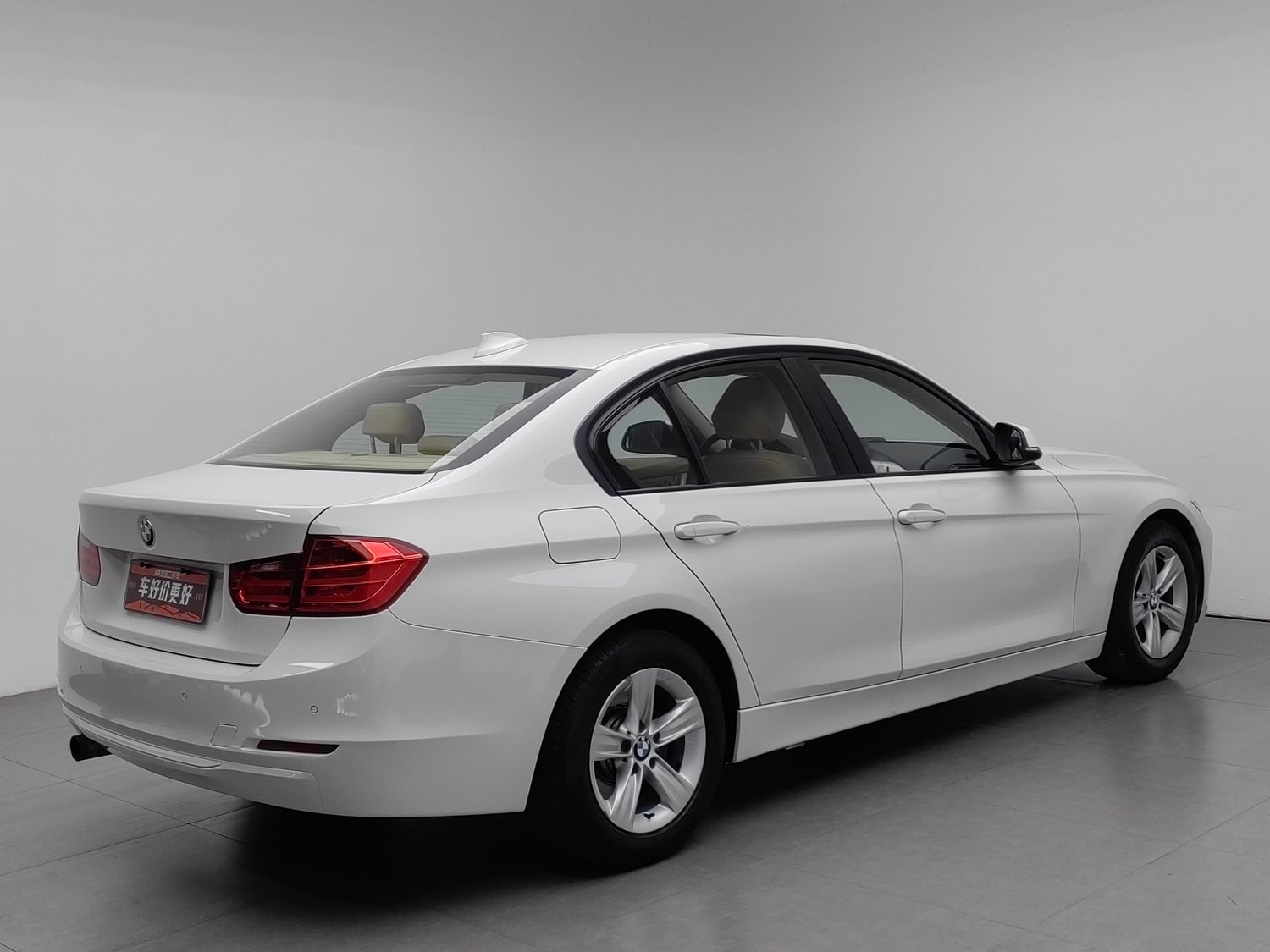 Used Bayerische Motoren Werke AG 3 Series 2014 2.0 AT