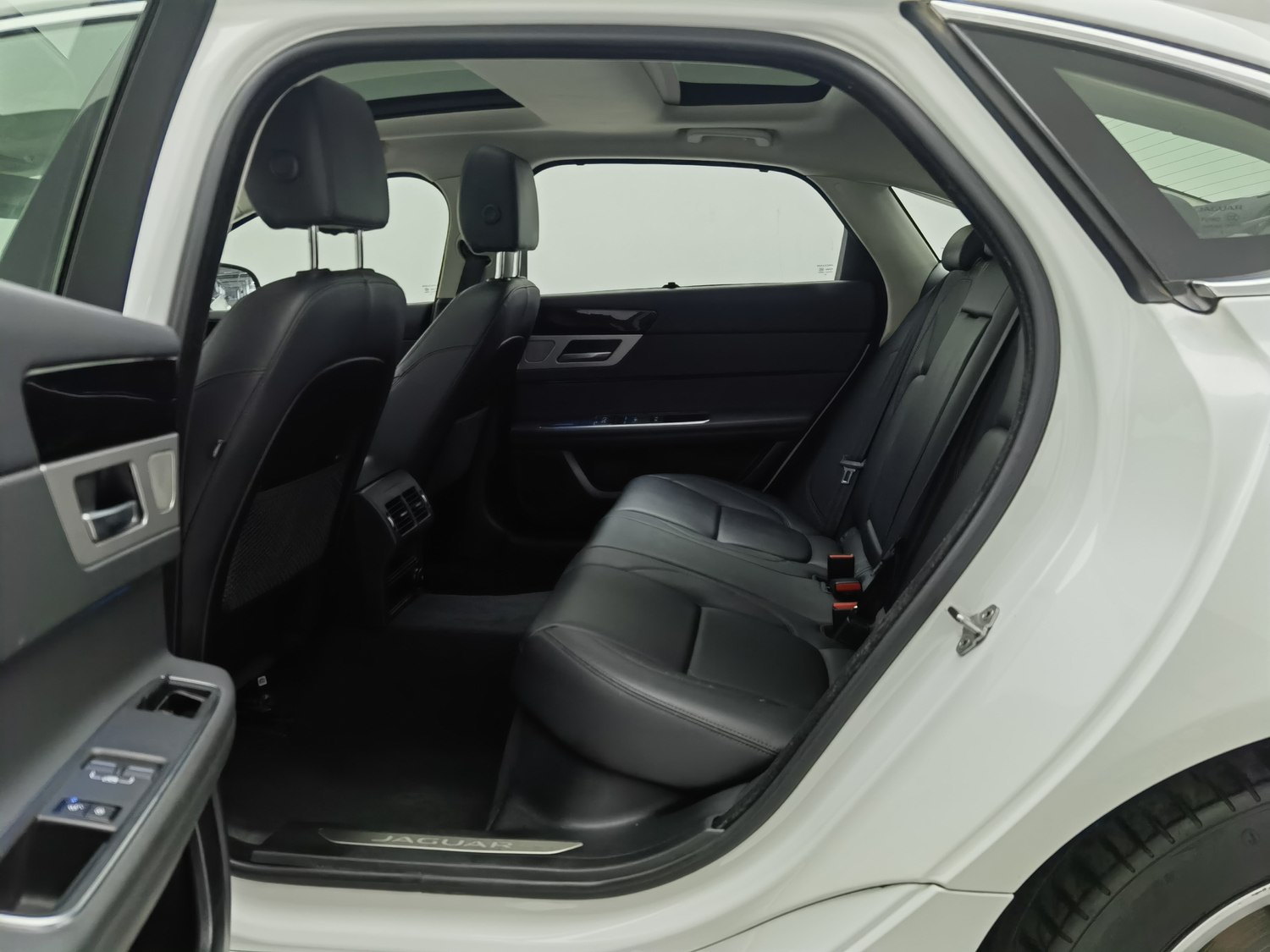Used Jaguar XFL 2020 2.0 AT