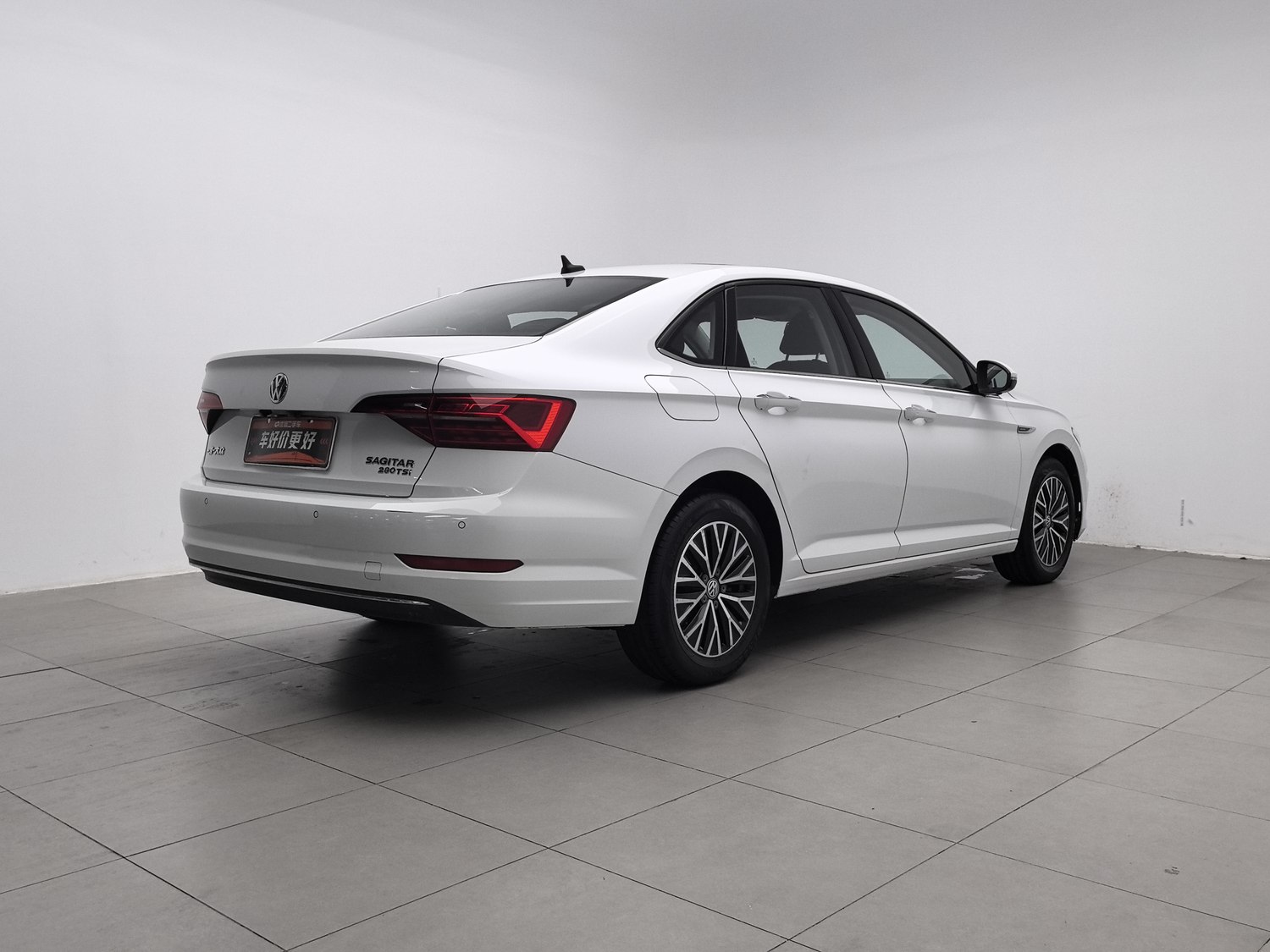 Used Volkswagen Sagitar 2021 1.4 AT