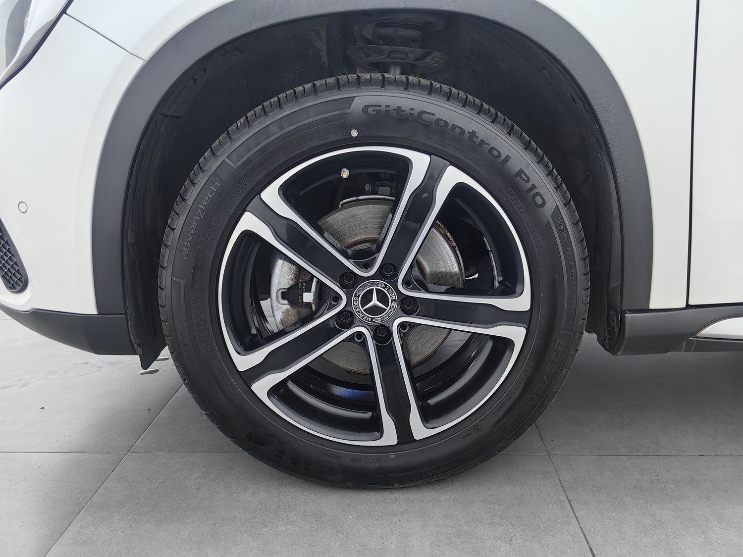 Used Mercedes-Benz GLA 2018 1.6 AT