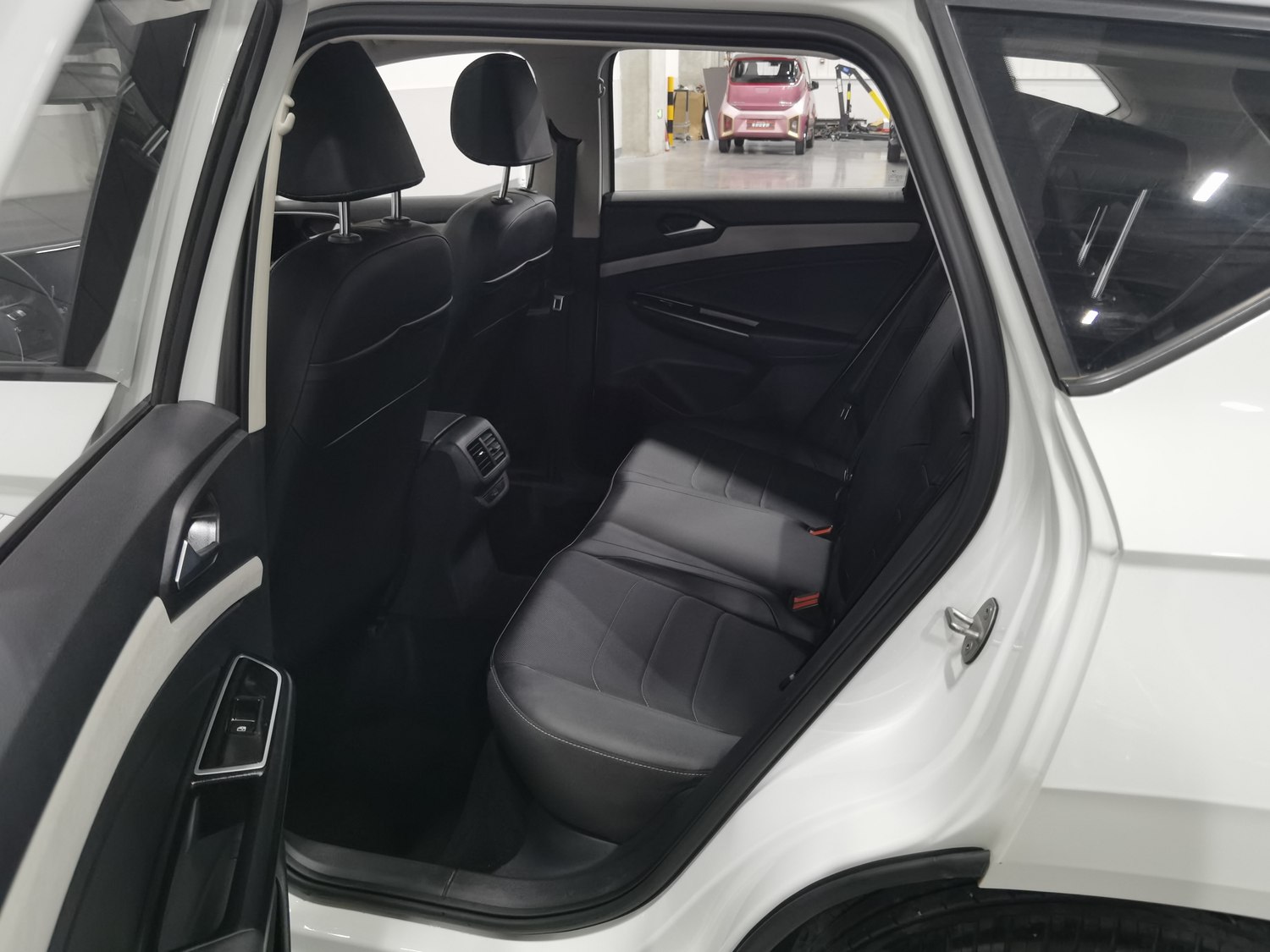 Used Jetta VS5 2023 1.4 AT