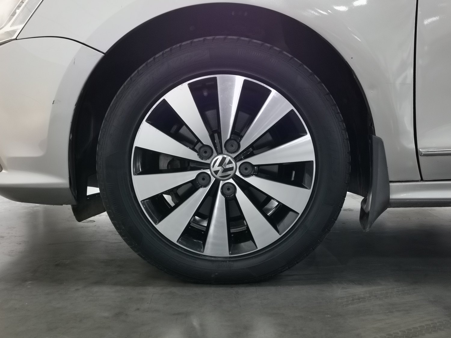 Used Volkswagen Sagitar 2018 1.6 AT