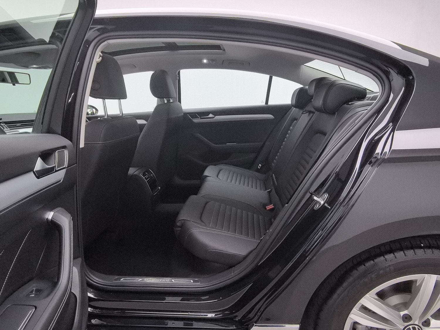 Used Volkswagen Magotan 2023 1.4 AT