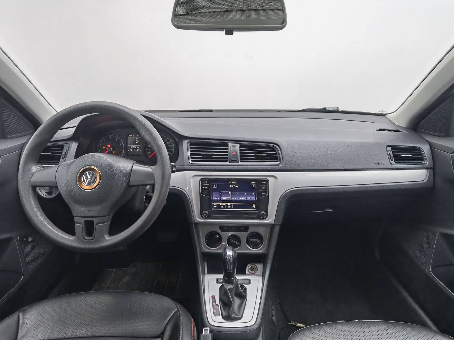 Used Volkswagen Lavida 2013 1.6 AT