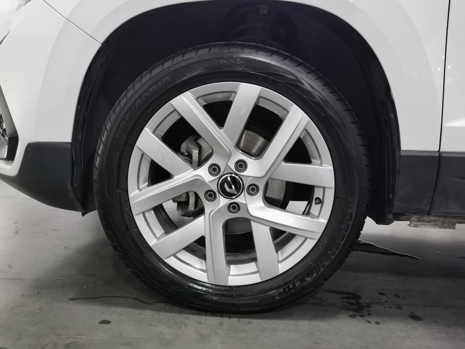 Used Jetta VS5 2023 1.4 AT