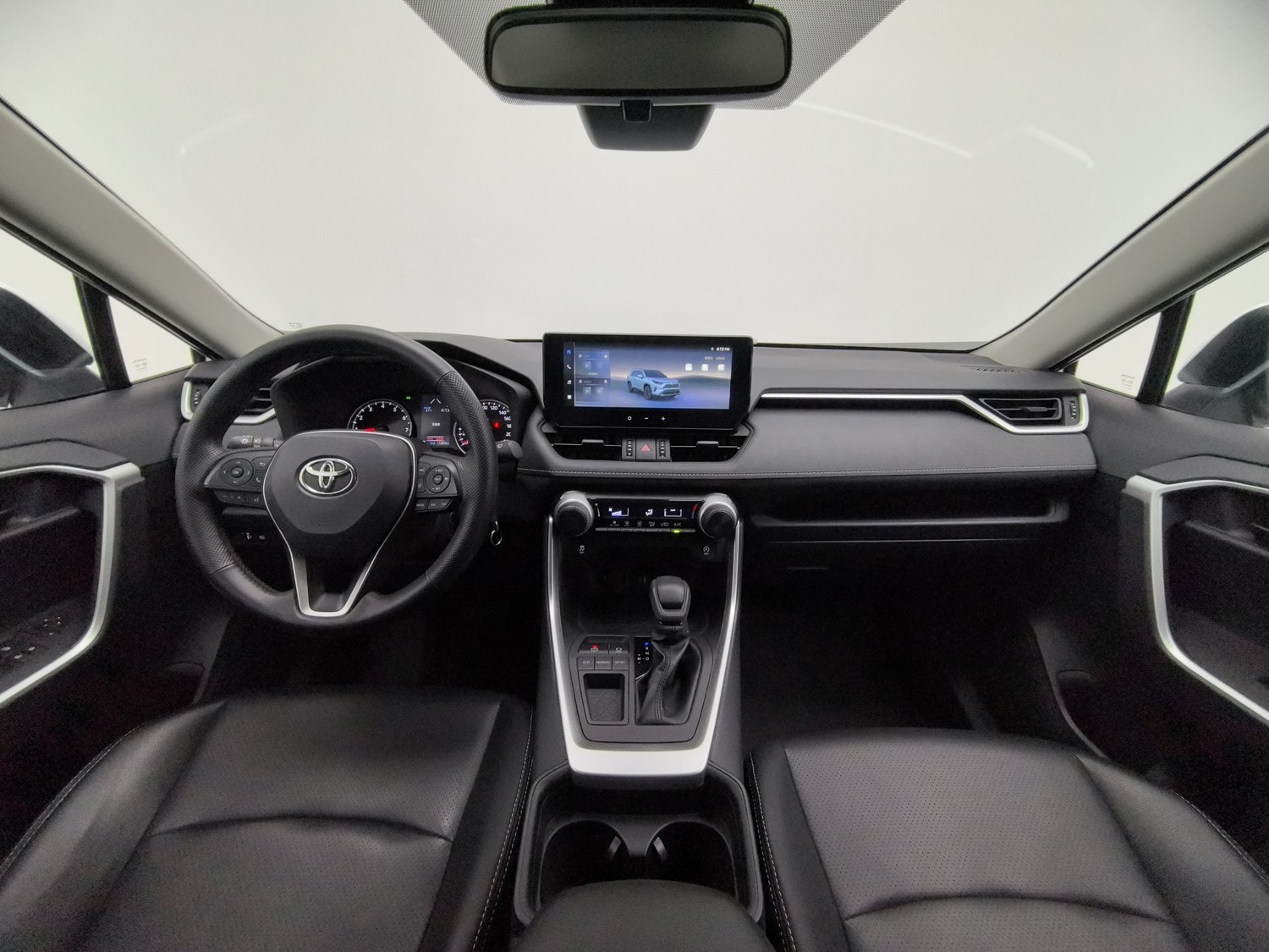 Used Toyota RAV4 2023 2.0 AT