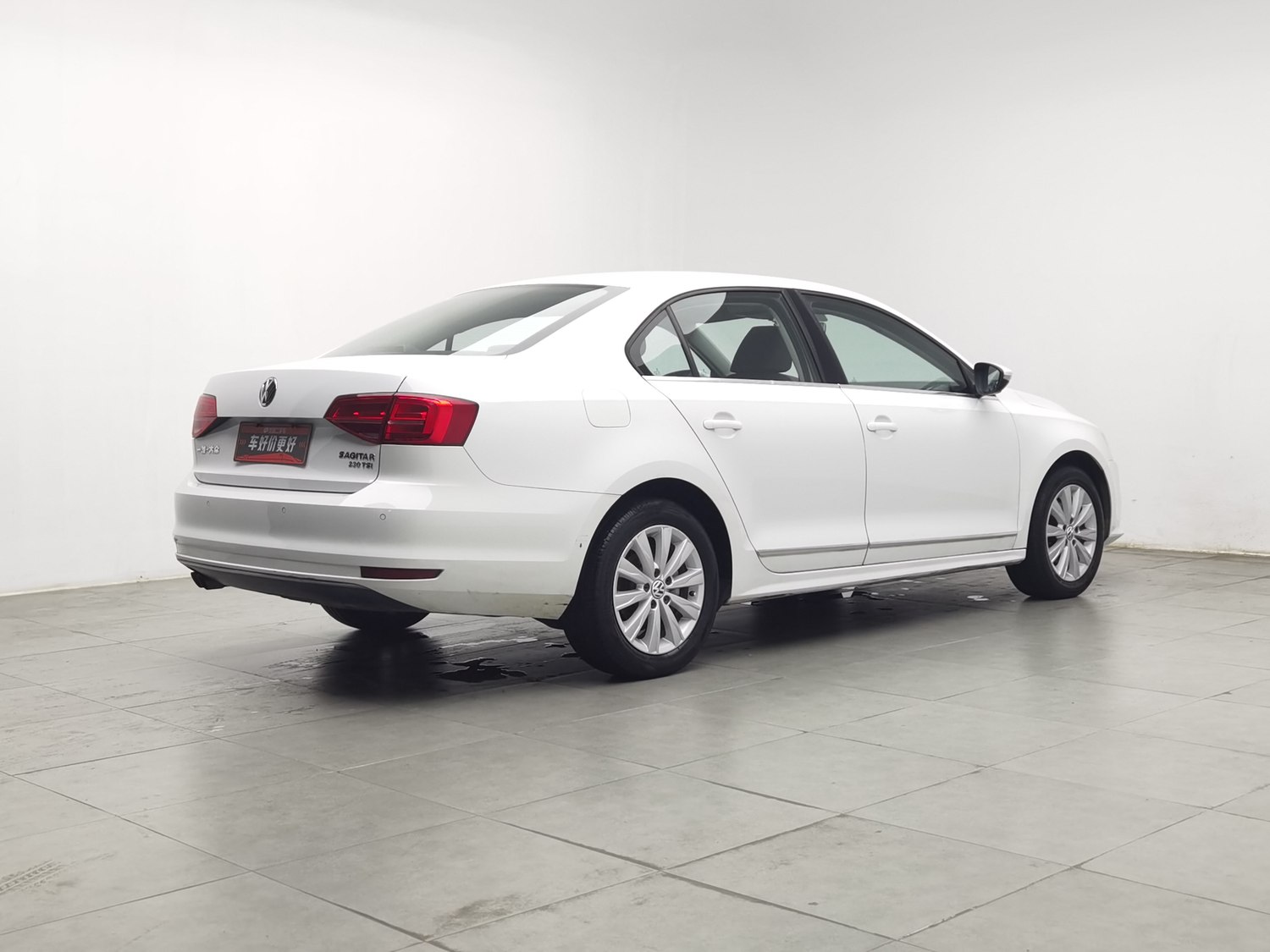 Used Volkswagen Sagitar 2015 1.4 AT