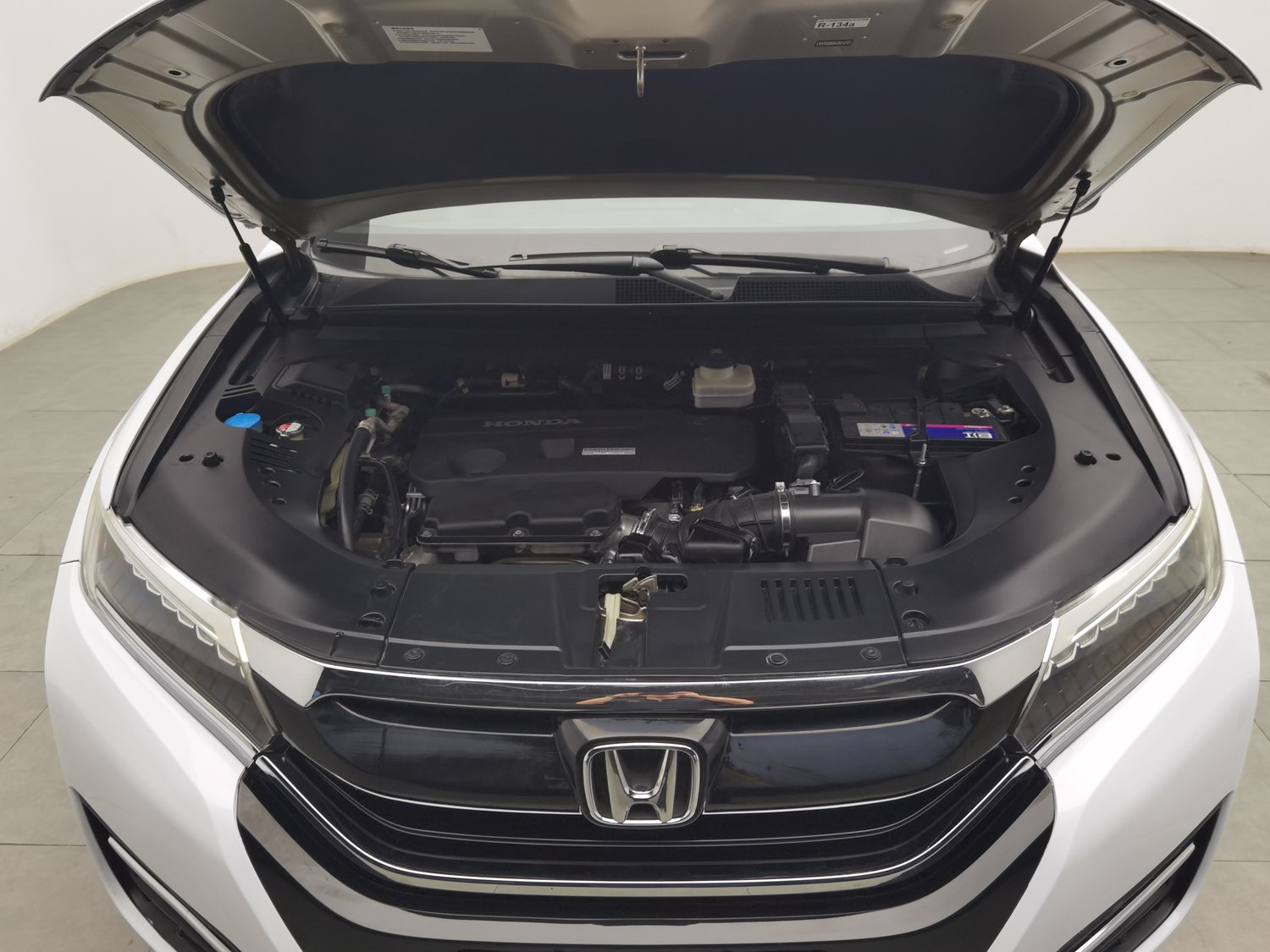 Used Honda UR-V 2017 2.0 AT