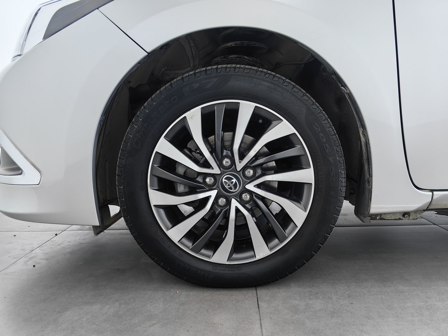Used Toyota Corolla 2016 1.8 AT