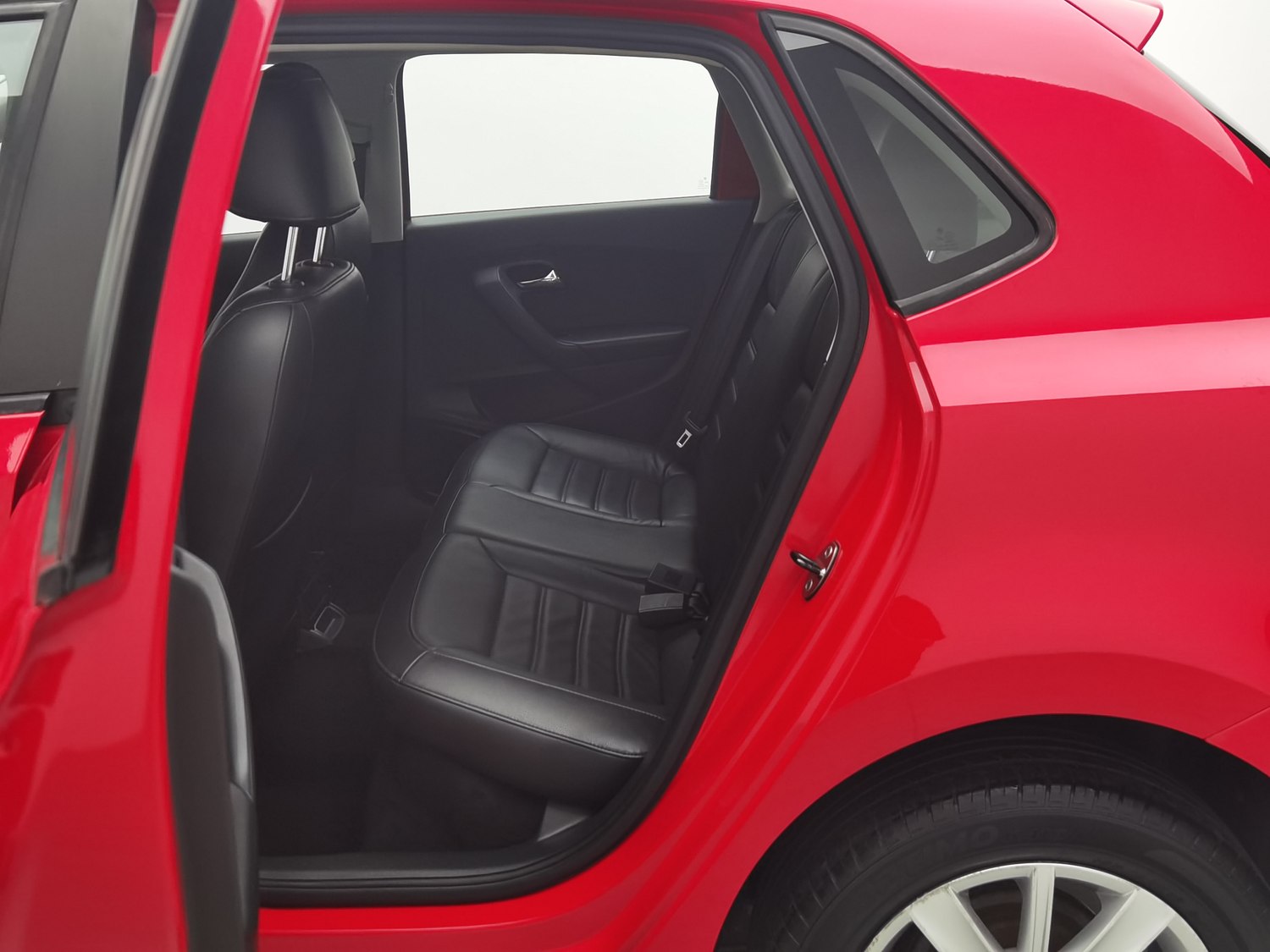 Used Volkswagen Polo 2013 1.6 AT