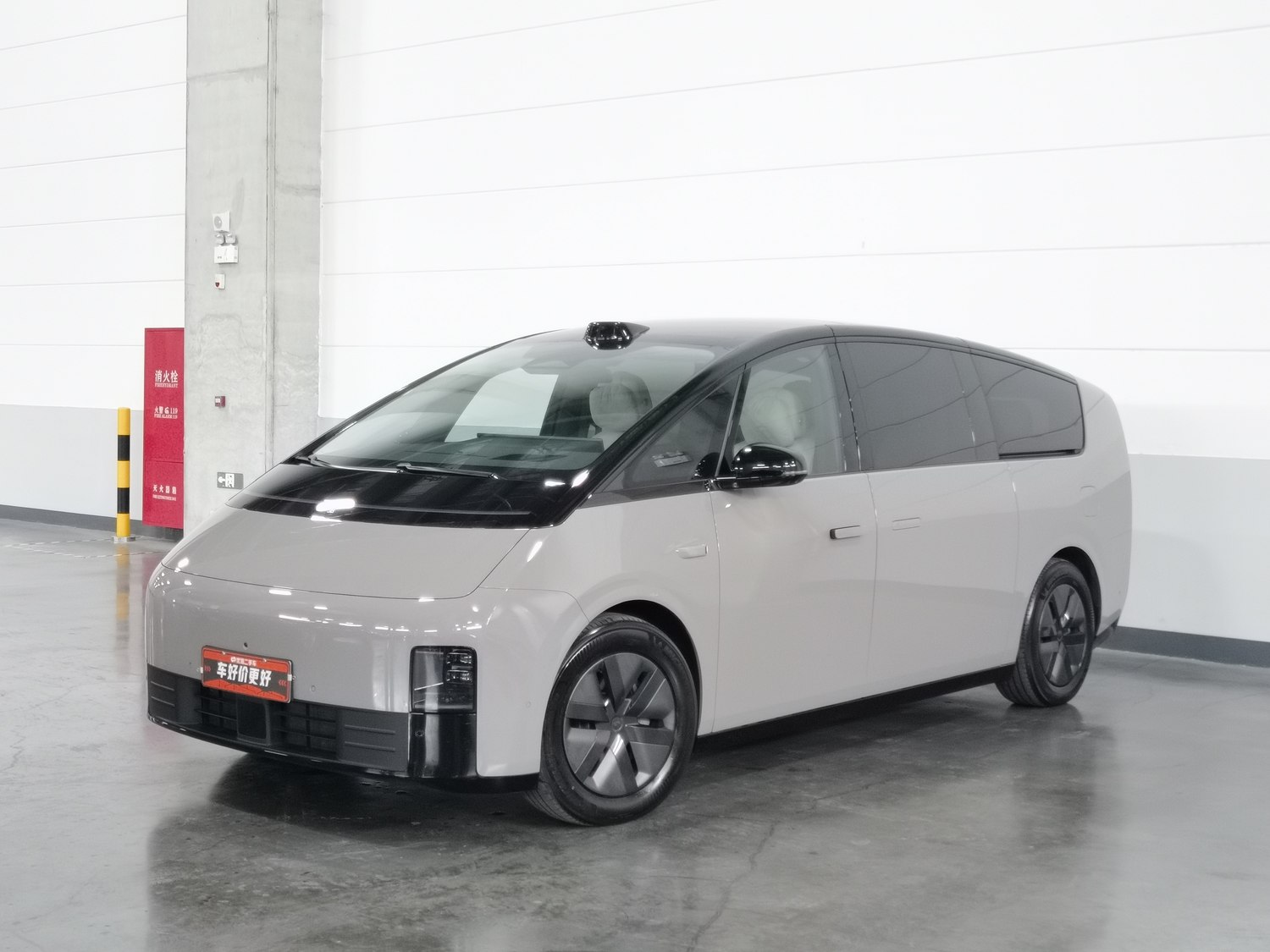 Used Li Auto MEGA 2024
