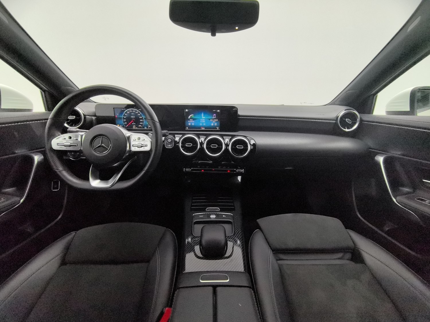 Used Mercedes-Benz A-Class 2019 1.3 AT