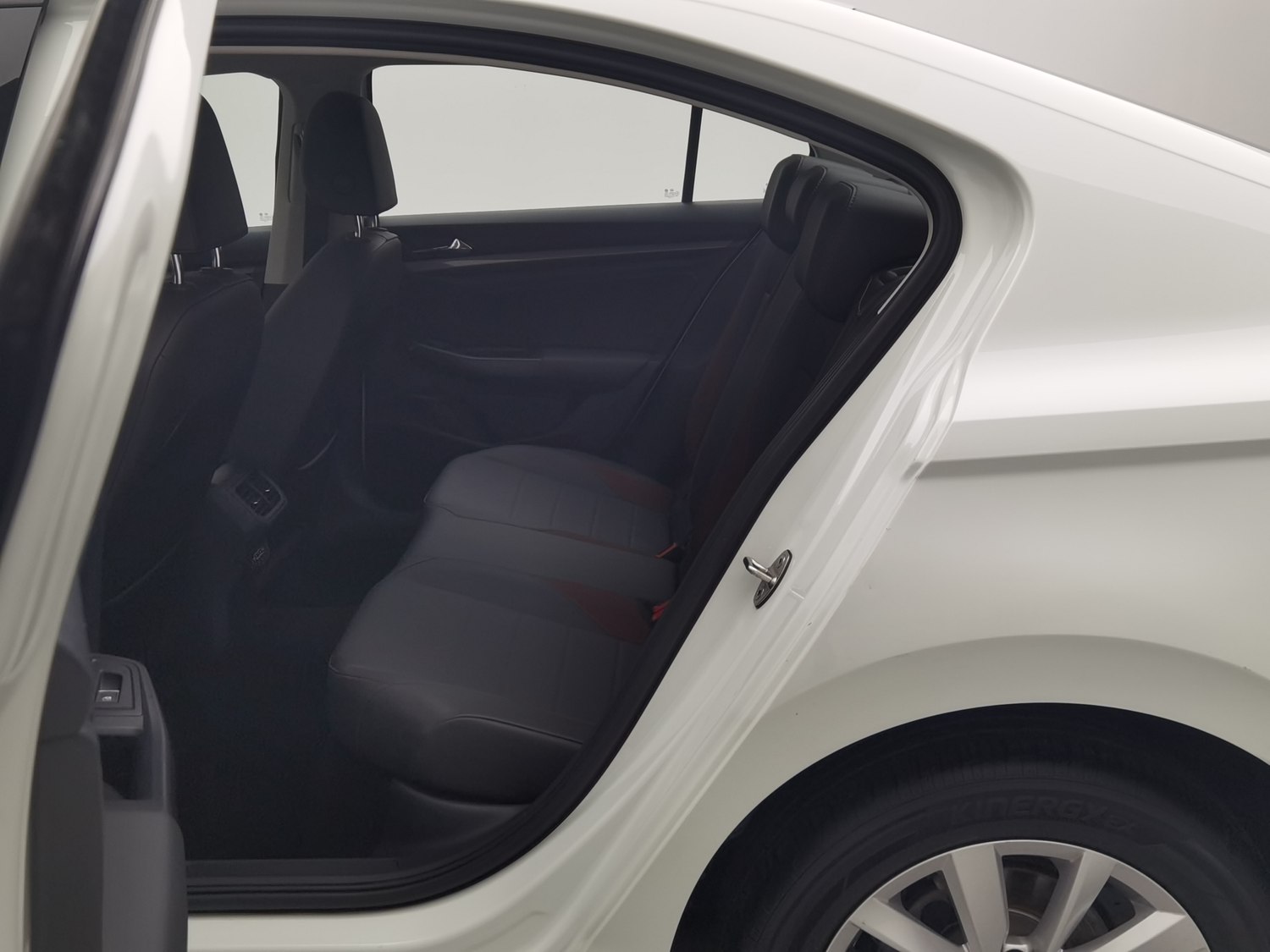 Used Volkswagen Bora 2021 1.5 AT