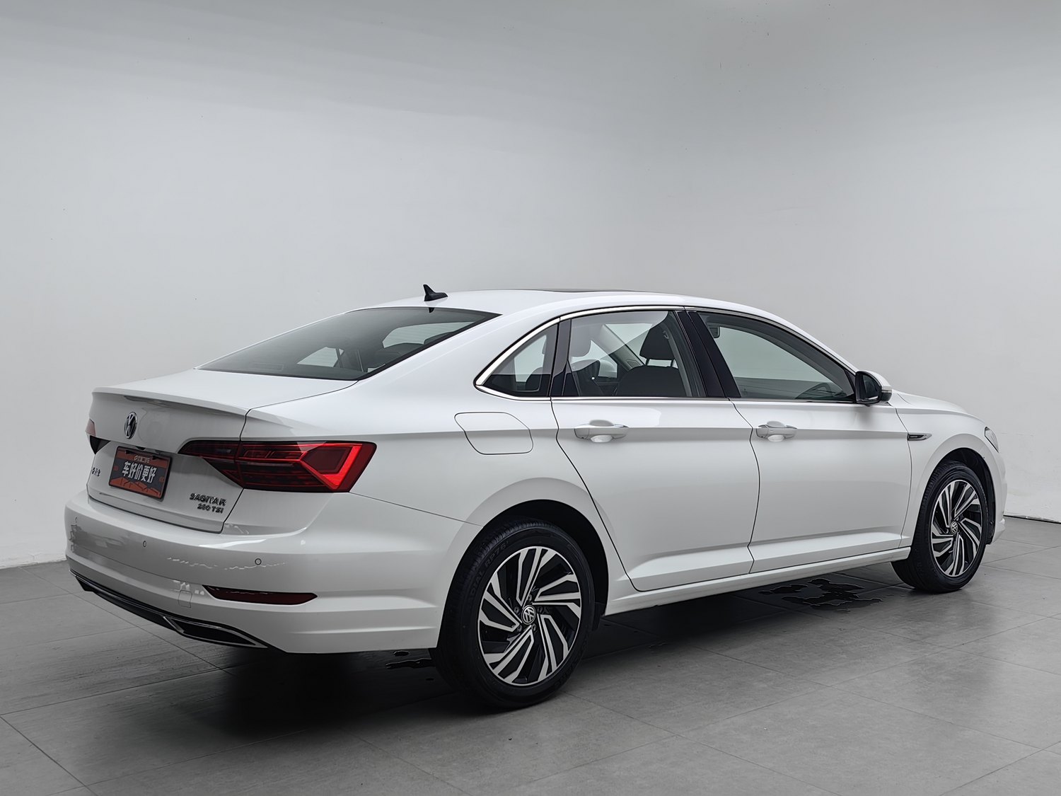 Used Volkswagen Sagitar 2022 1.4 AT