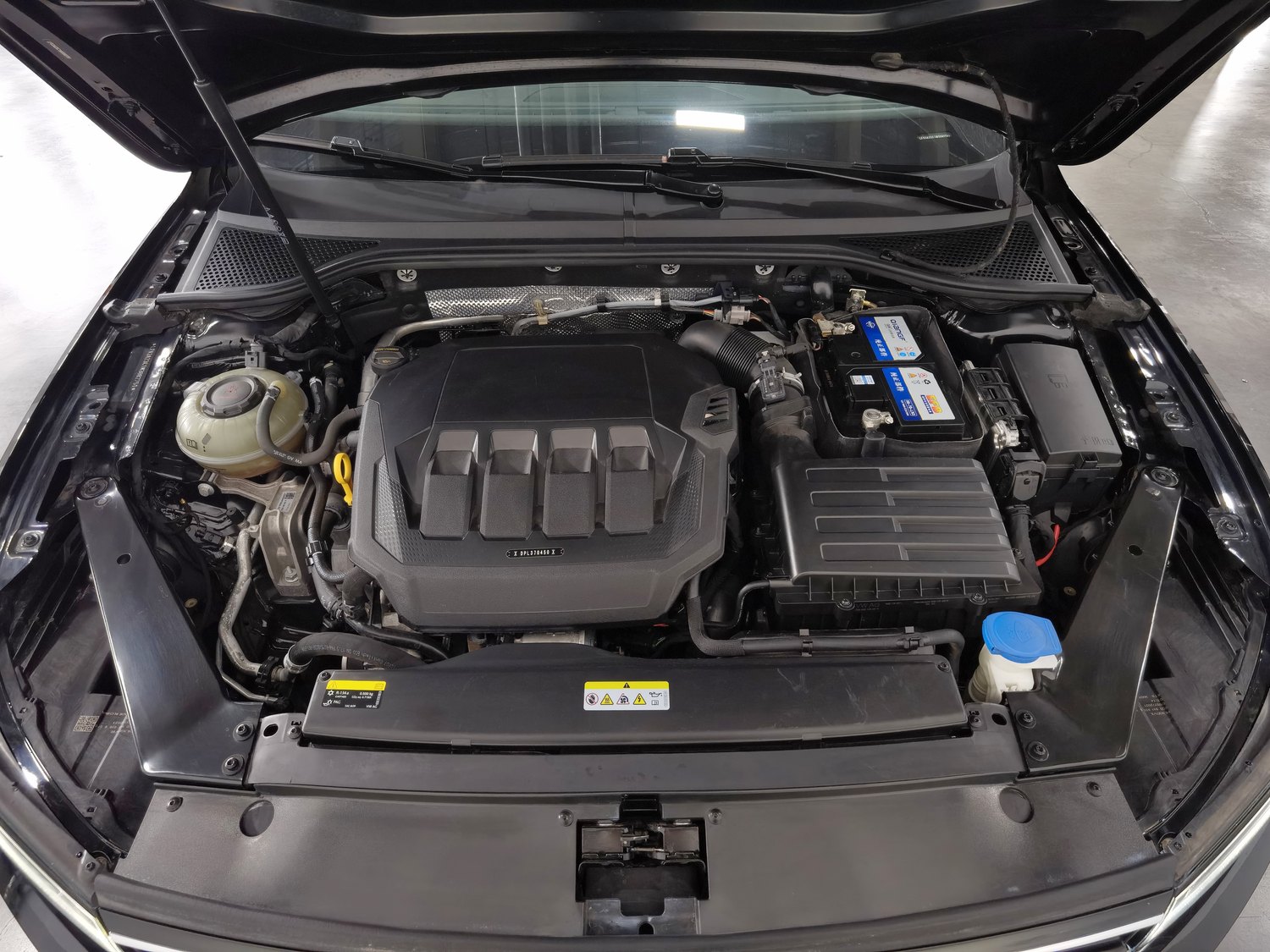 Used Volkswagen Magotan 2021 2.0 AT