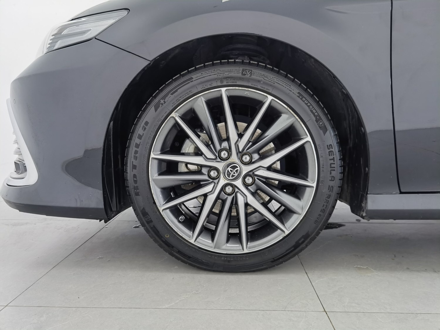 Used Toyota Camry 2021 2.5 AT