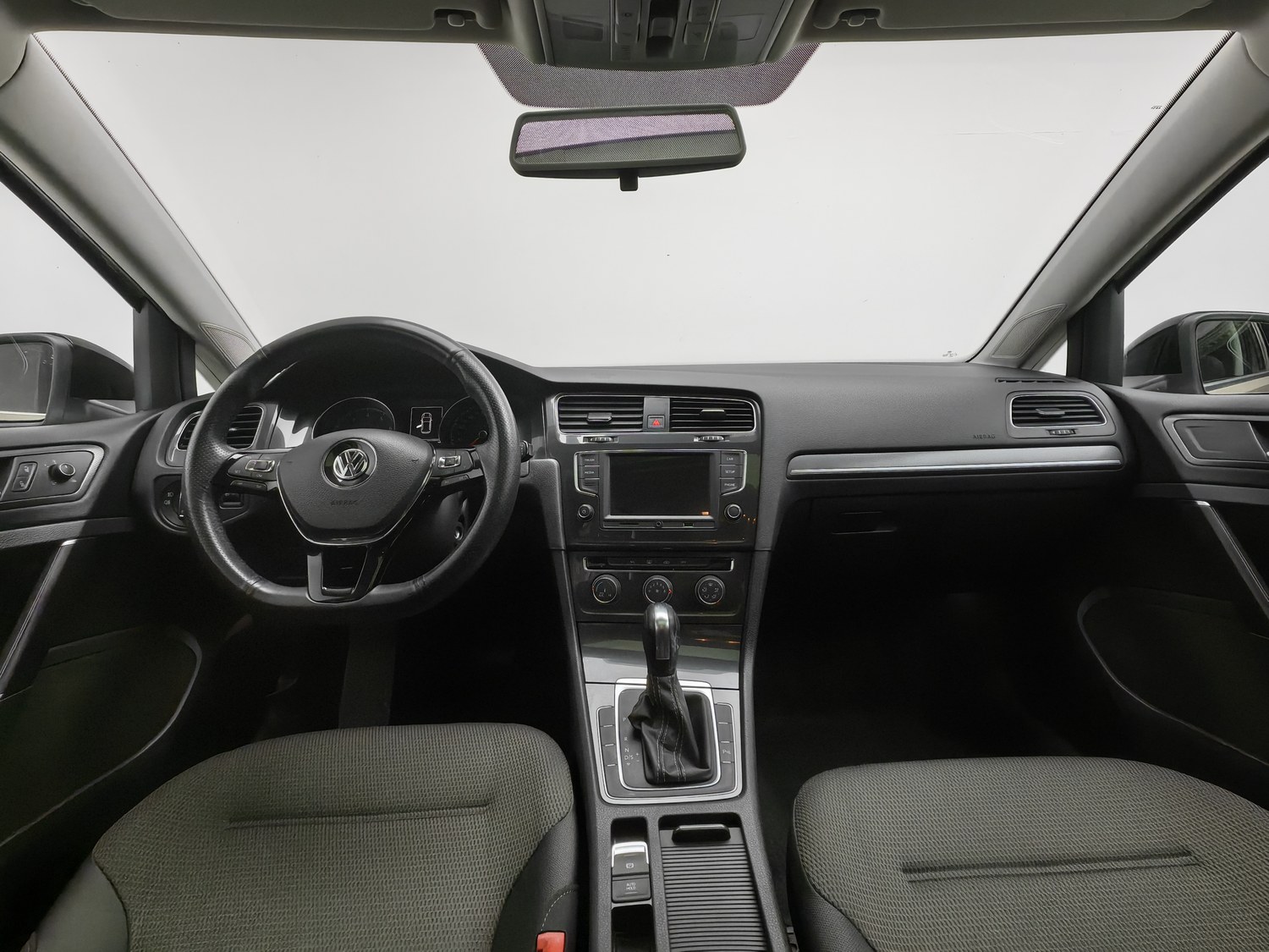 Used Volkswagen Golf 2017 1.6 AT