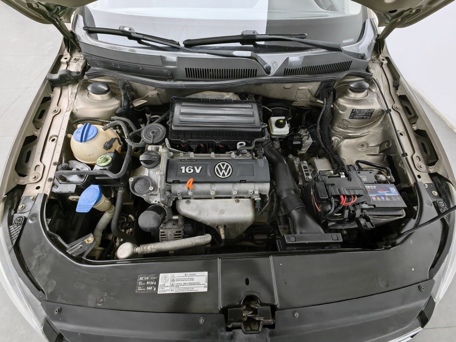 Used Volkswagen Bora 2013 1.6 AT