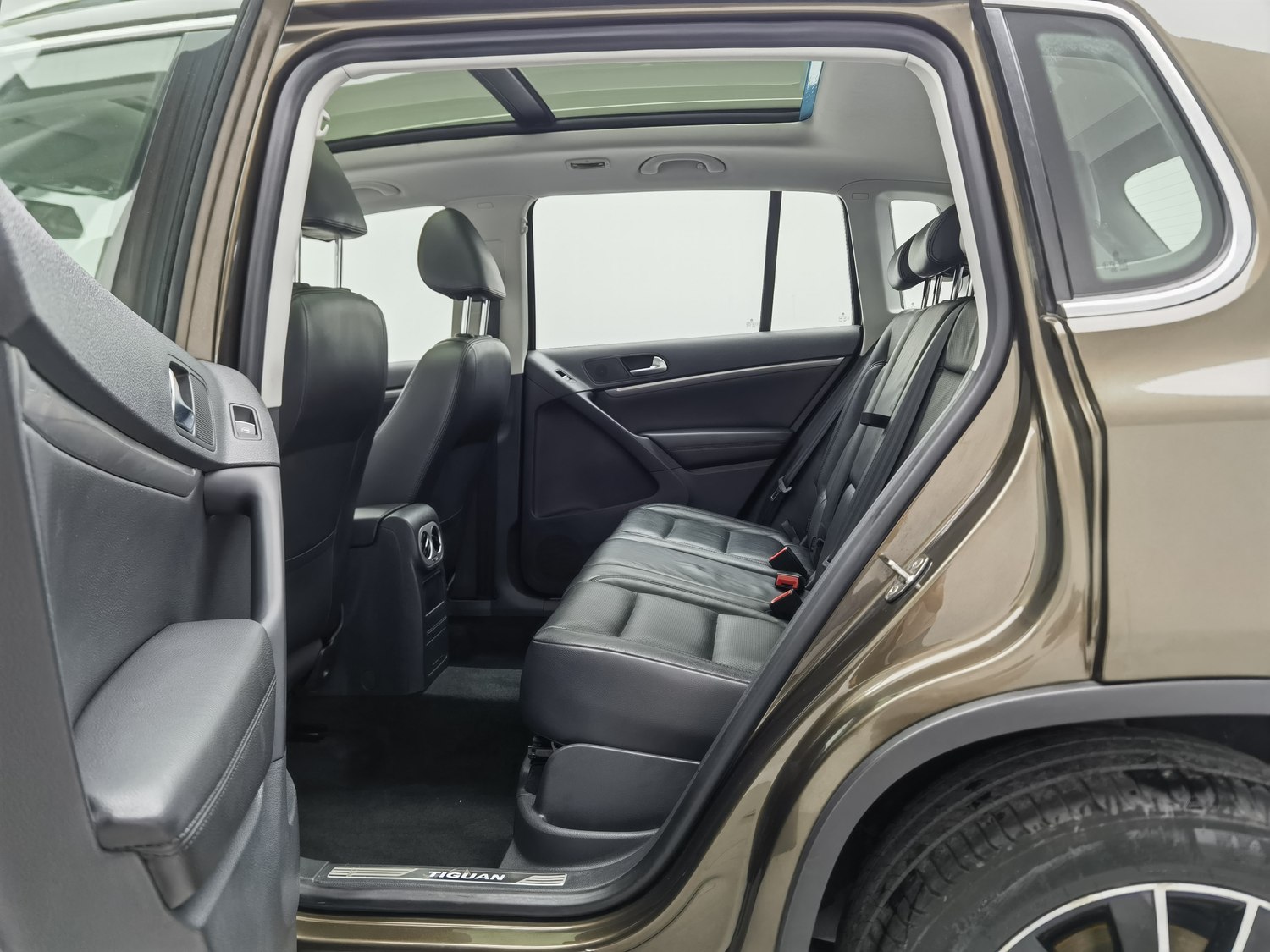 Used Volkswagen Tiguan 2015 1.8 AT