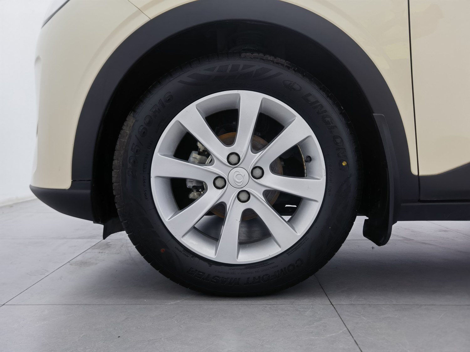 Used Geely Galaxy Xingyuan 2025