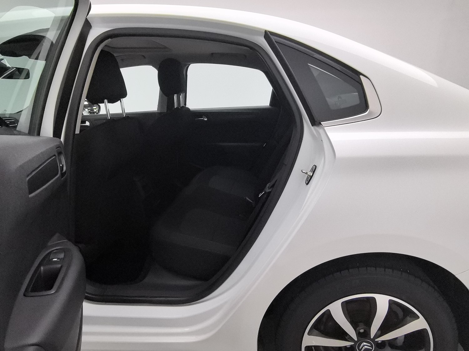 Used Citroen C4 C-Quatre 2018 1.6 AT