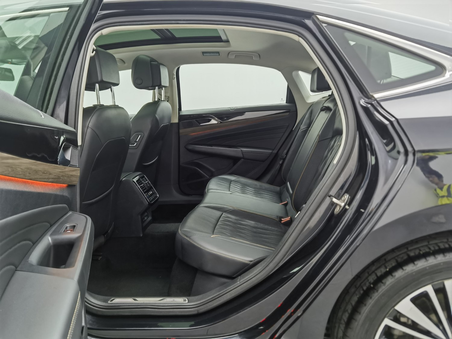 Used Volkswagen Passat 2020 2.0 AT