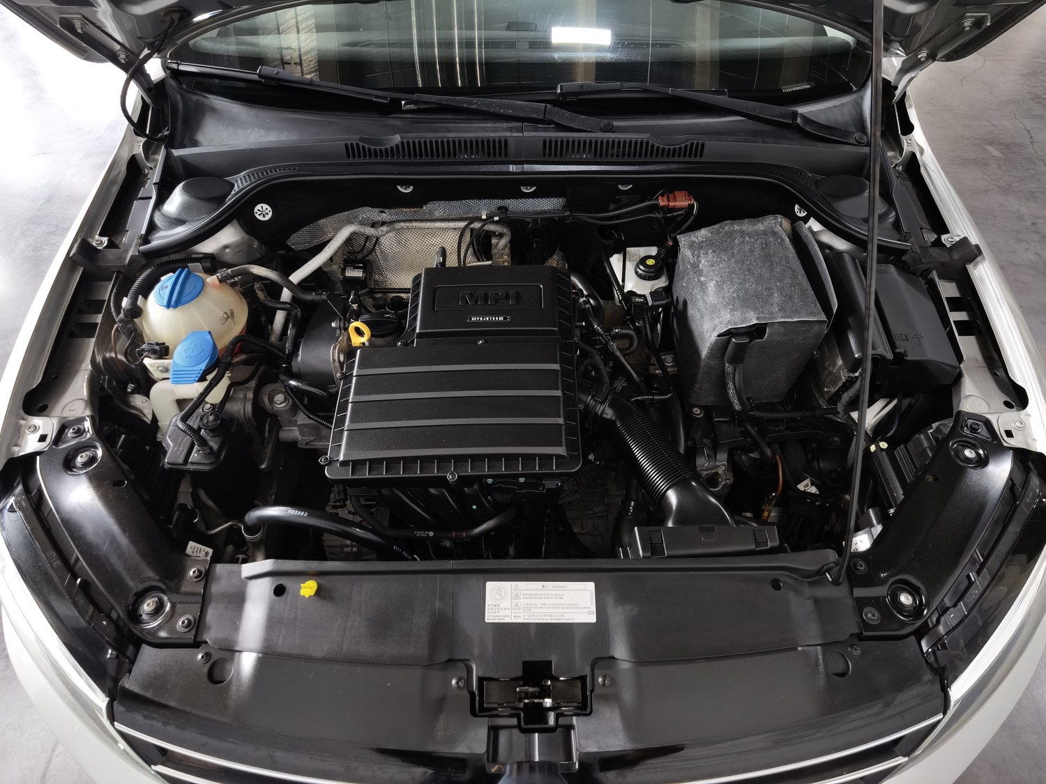 Used Volkswagen Sagitar 2018 1.6 AT