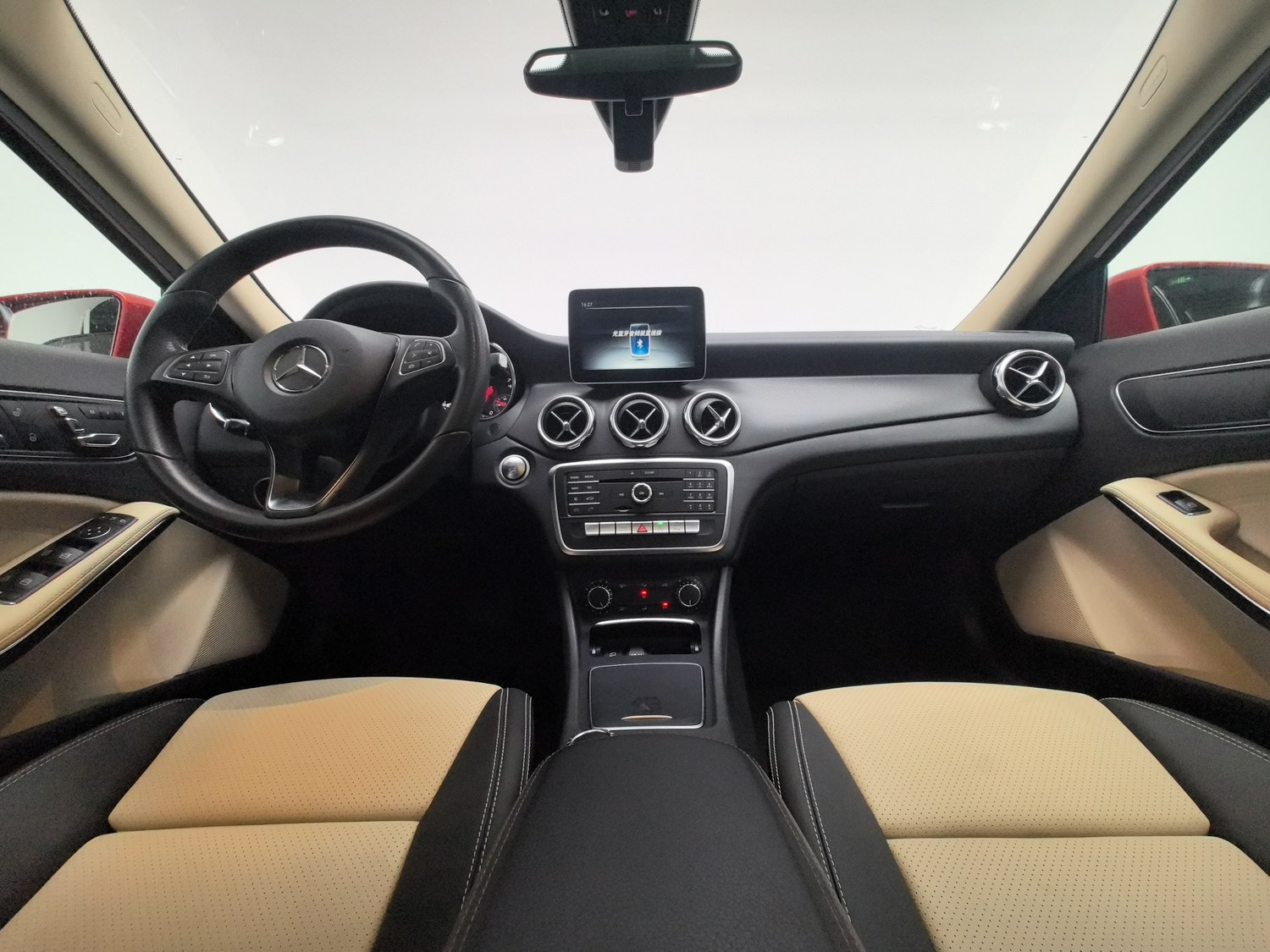 Used Mercedes-Benz GLA 2017 1.6 AT