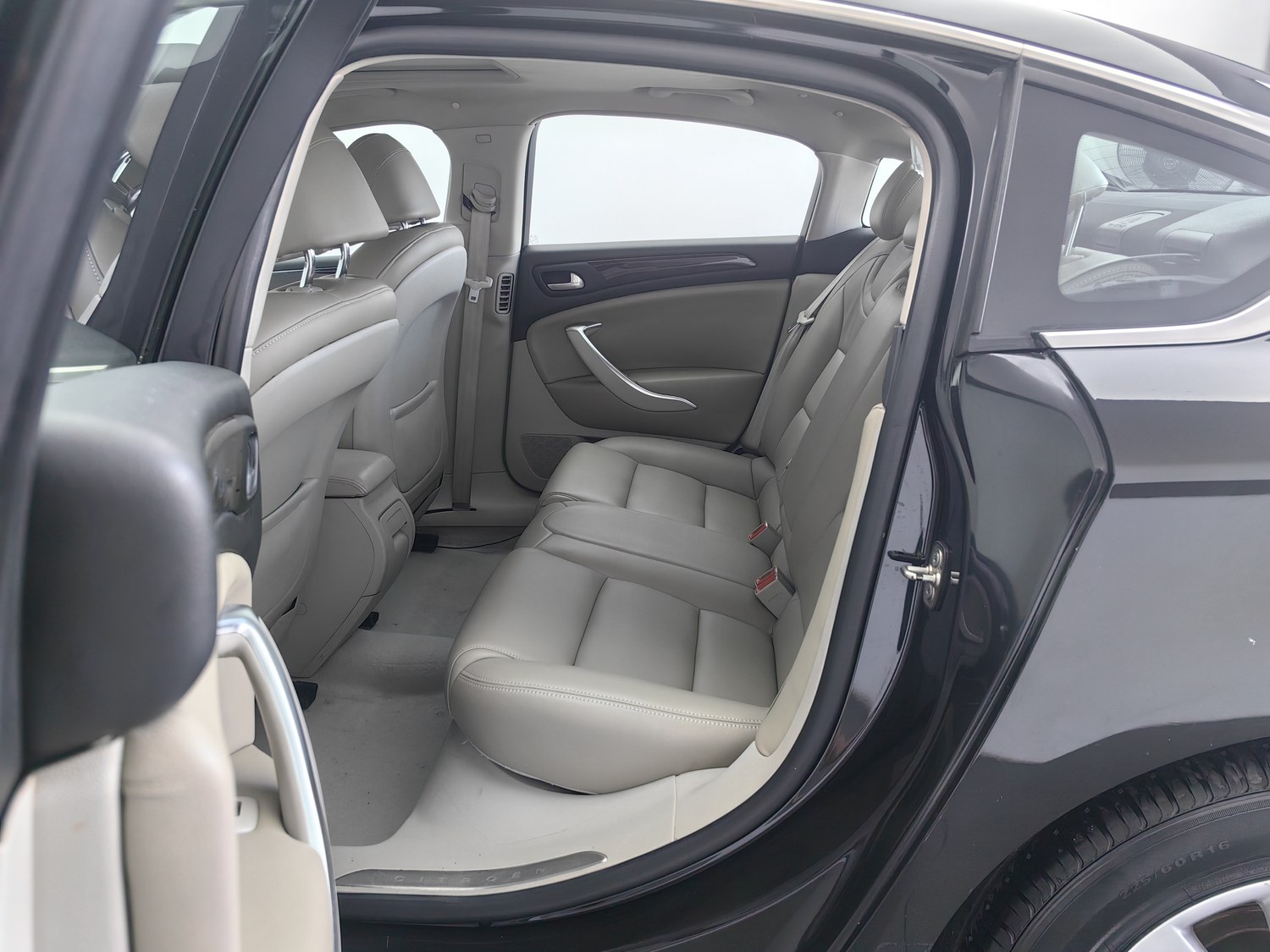 Used Citroen C5 2014 2.0 AT