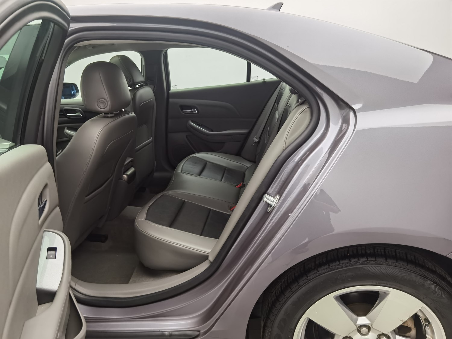 Used Chevrolet Malibu 2012 2.0 AT