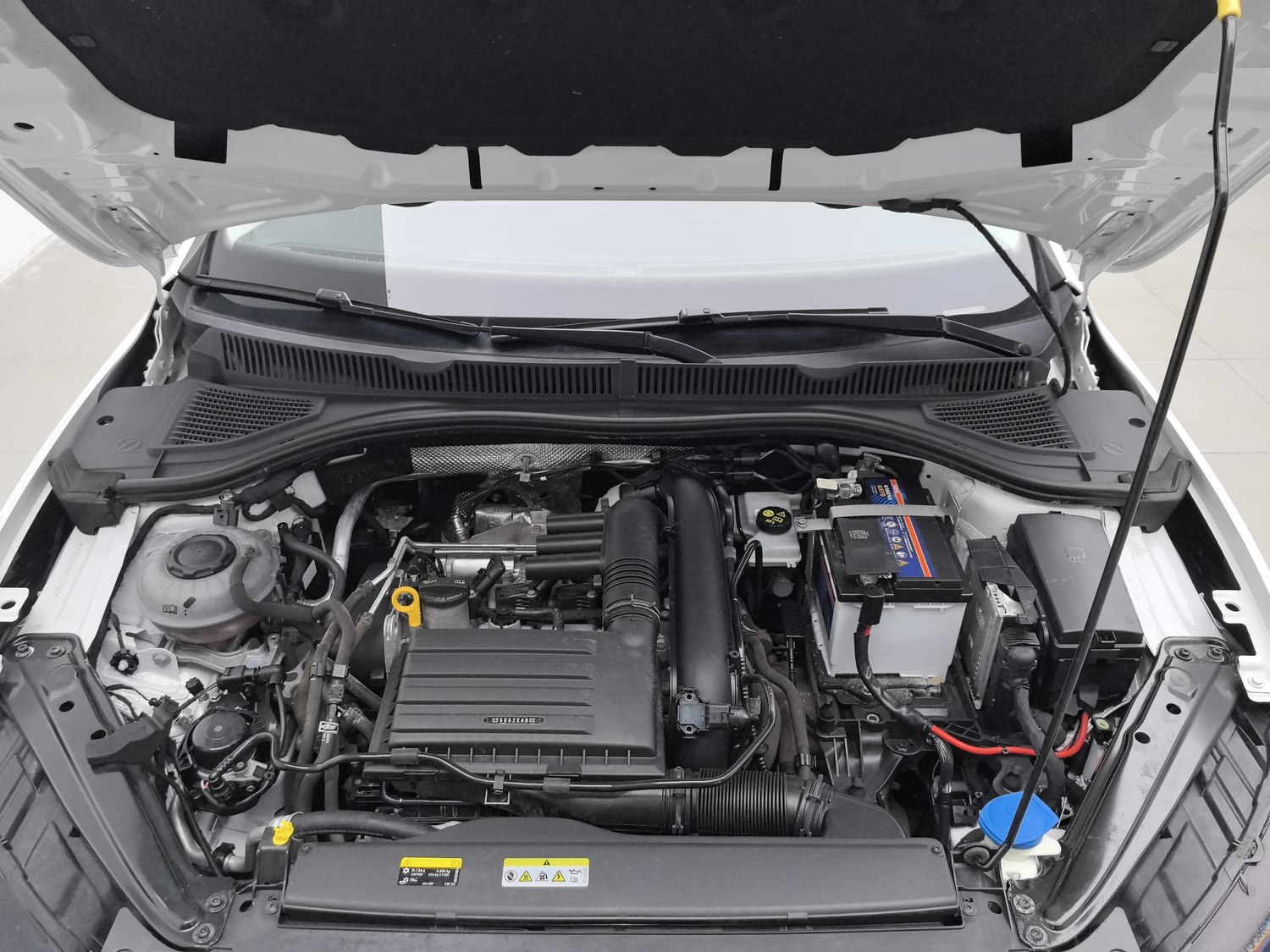 Used Volkswagen Sagitar 2021 1.4 AT