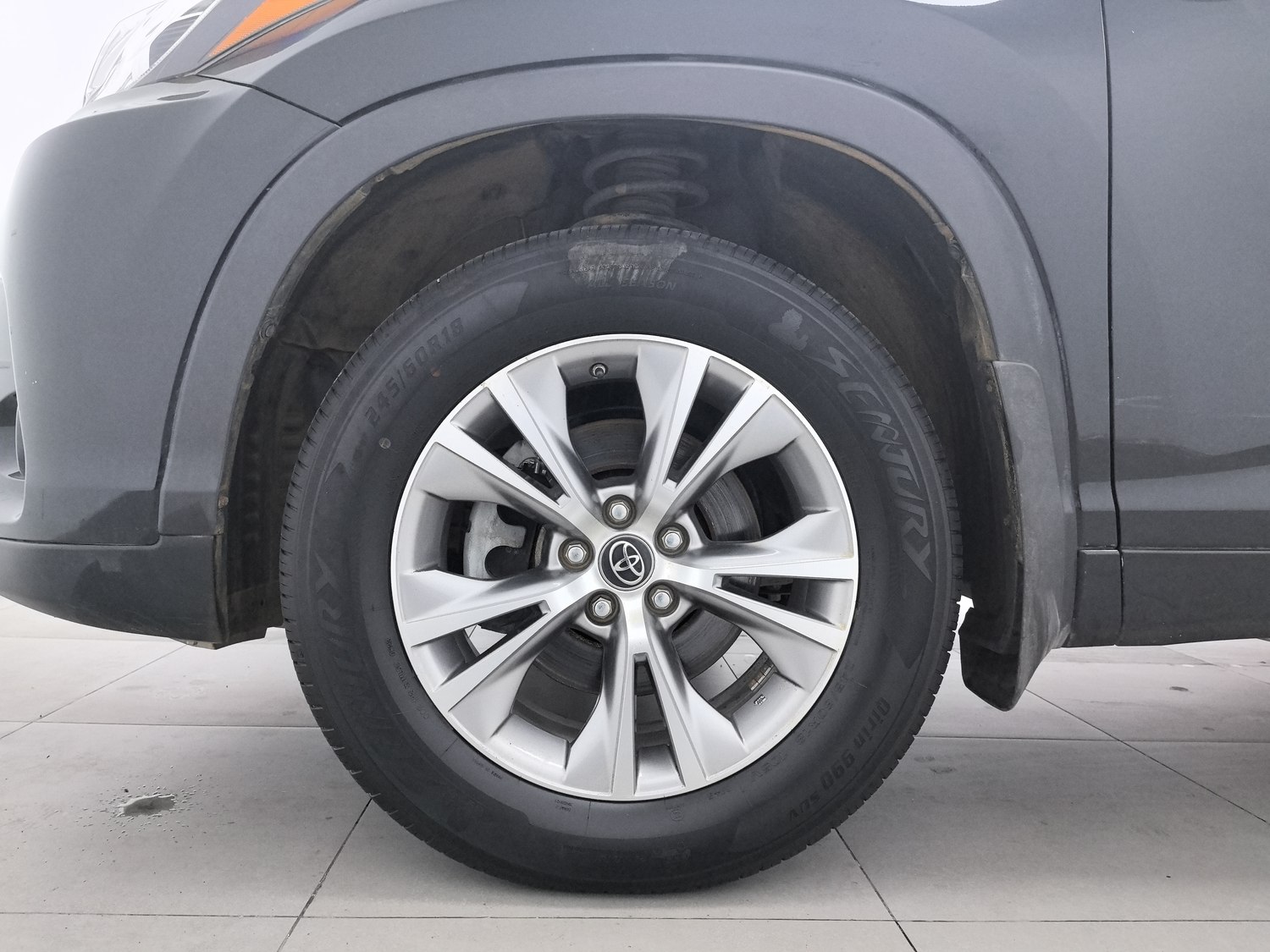 Used Toyota Highlander 2021 2.0 AT