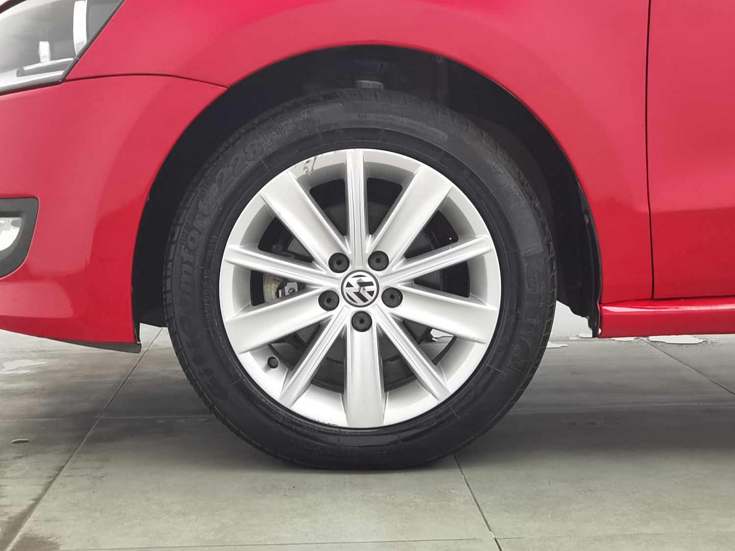 Used Volkswagen Polo 2013 1.6 AT