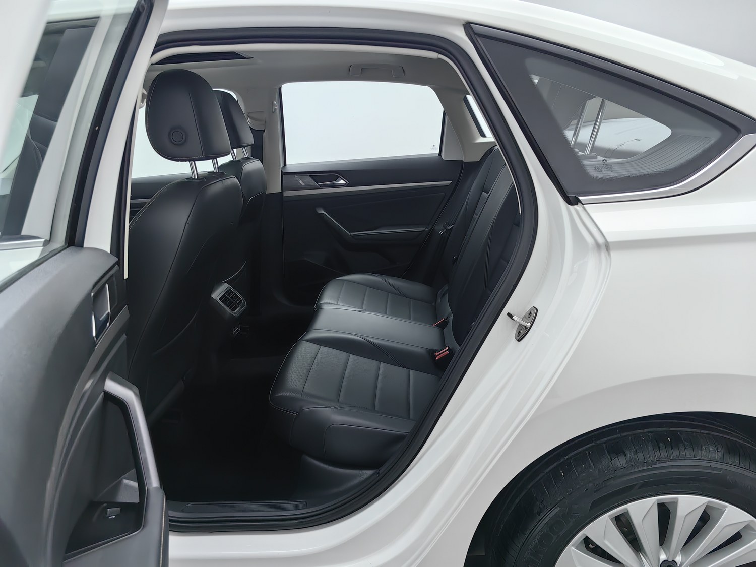 Used Volkswagen Lavida 2019 1.5 AT
