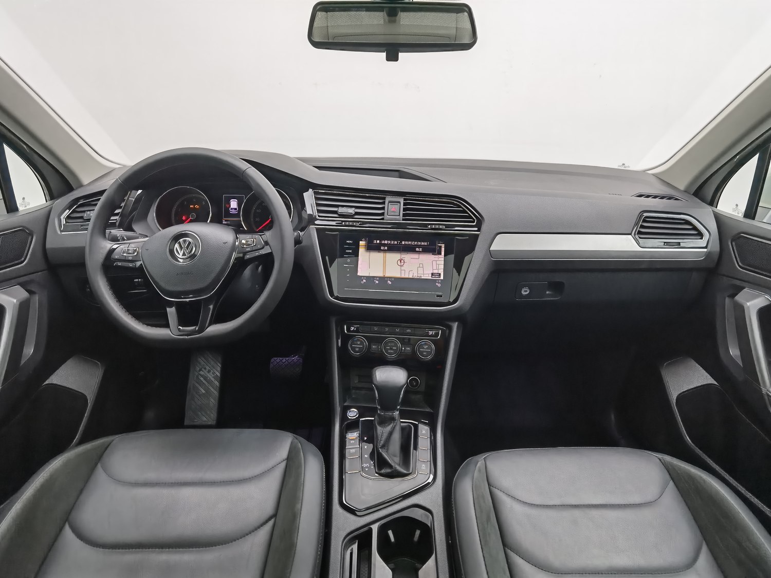 Used Volkswagen Tiguan L 2019 2.0 AT