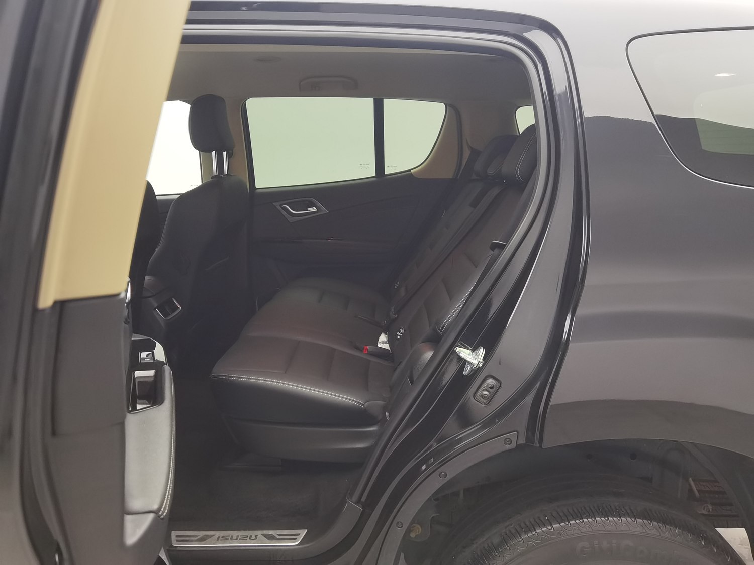 Used Isuzu mu-X 2022 2.0 AT