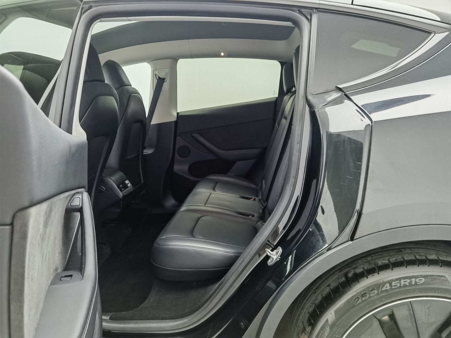 Used Tesla Model Y 2021