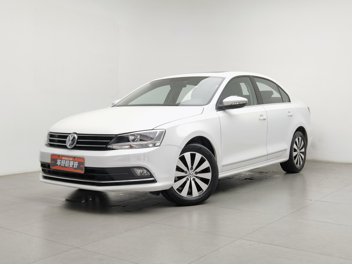 Used Volkswagen Sagitar 2017 1.4 AT