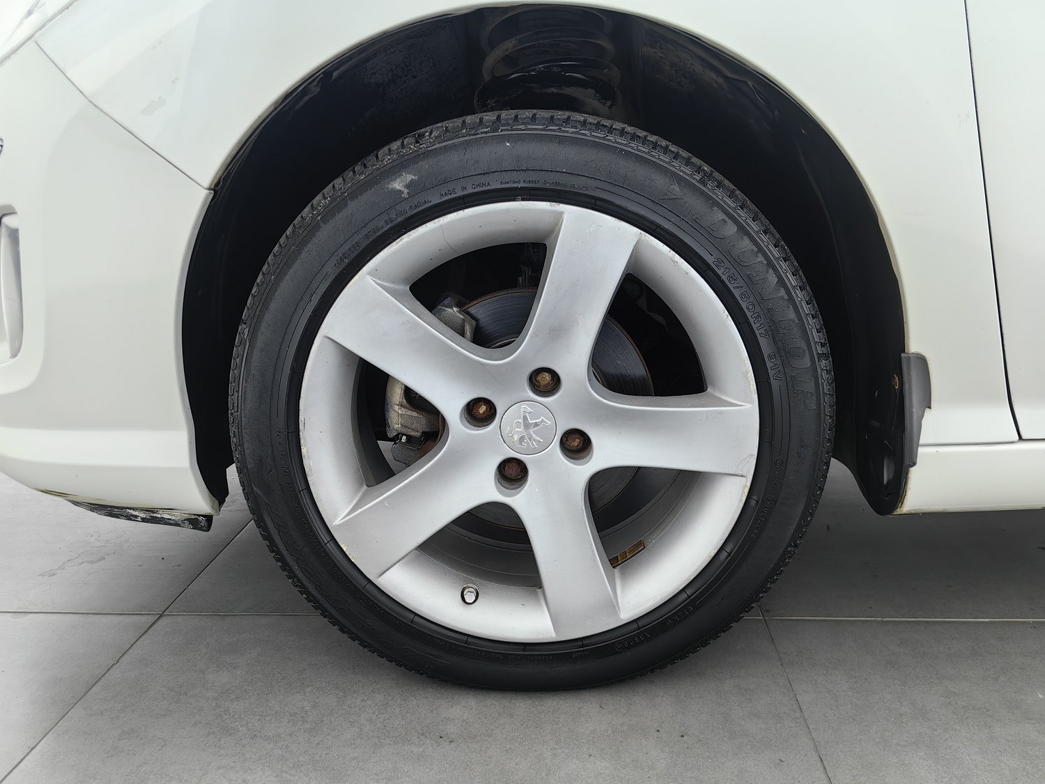 Used Peugeot 408 2013 2.0 MT
