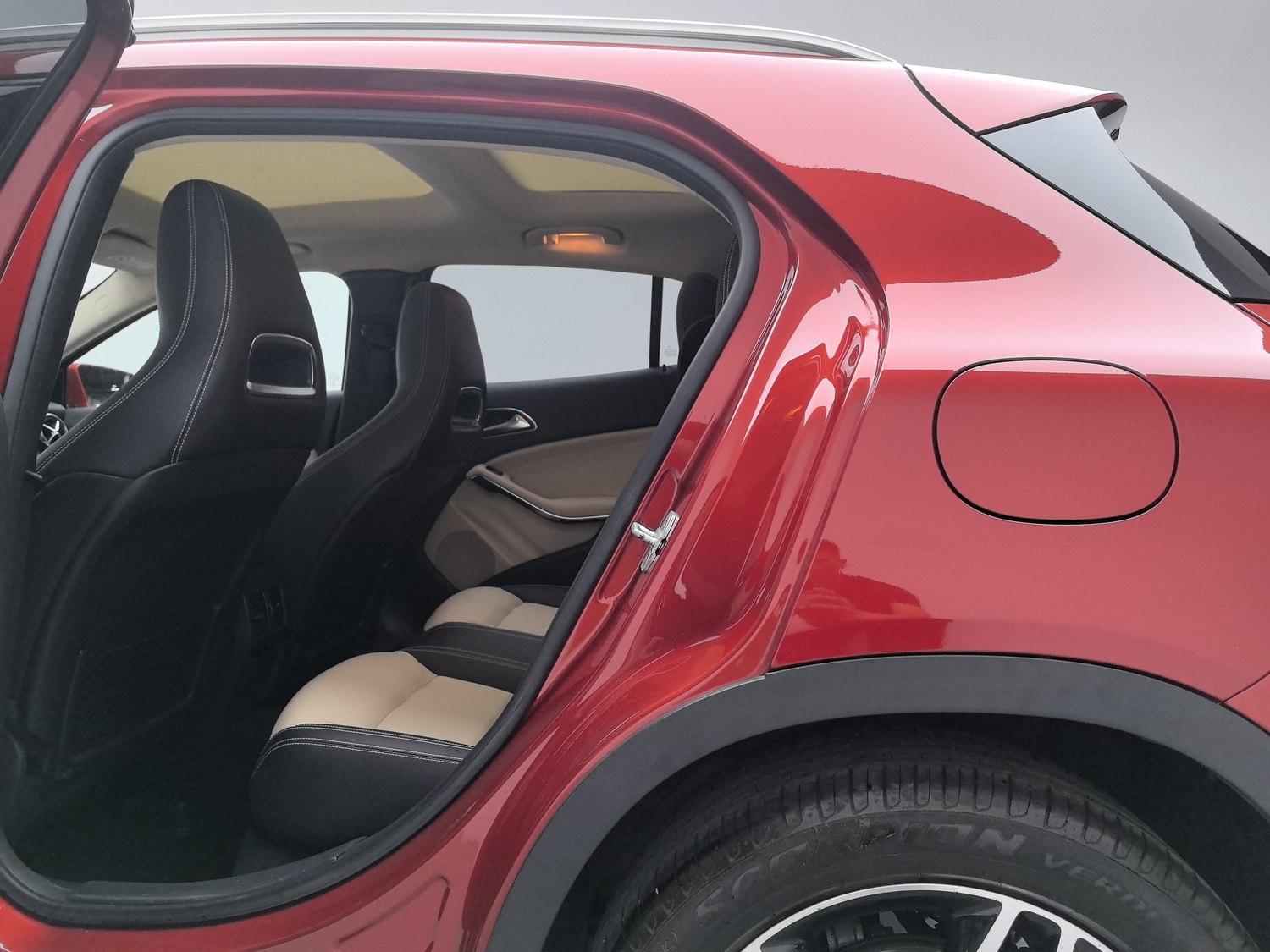Used Mercedes-Benz GLA 2017 1.6 AT