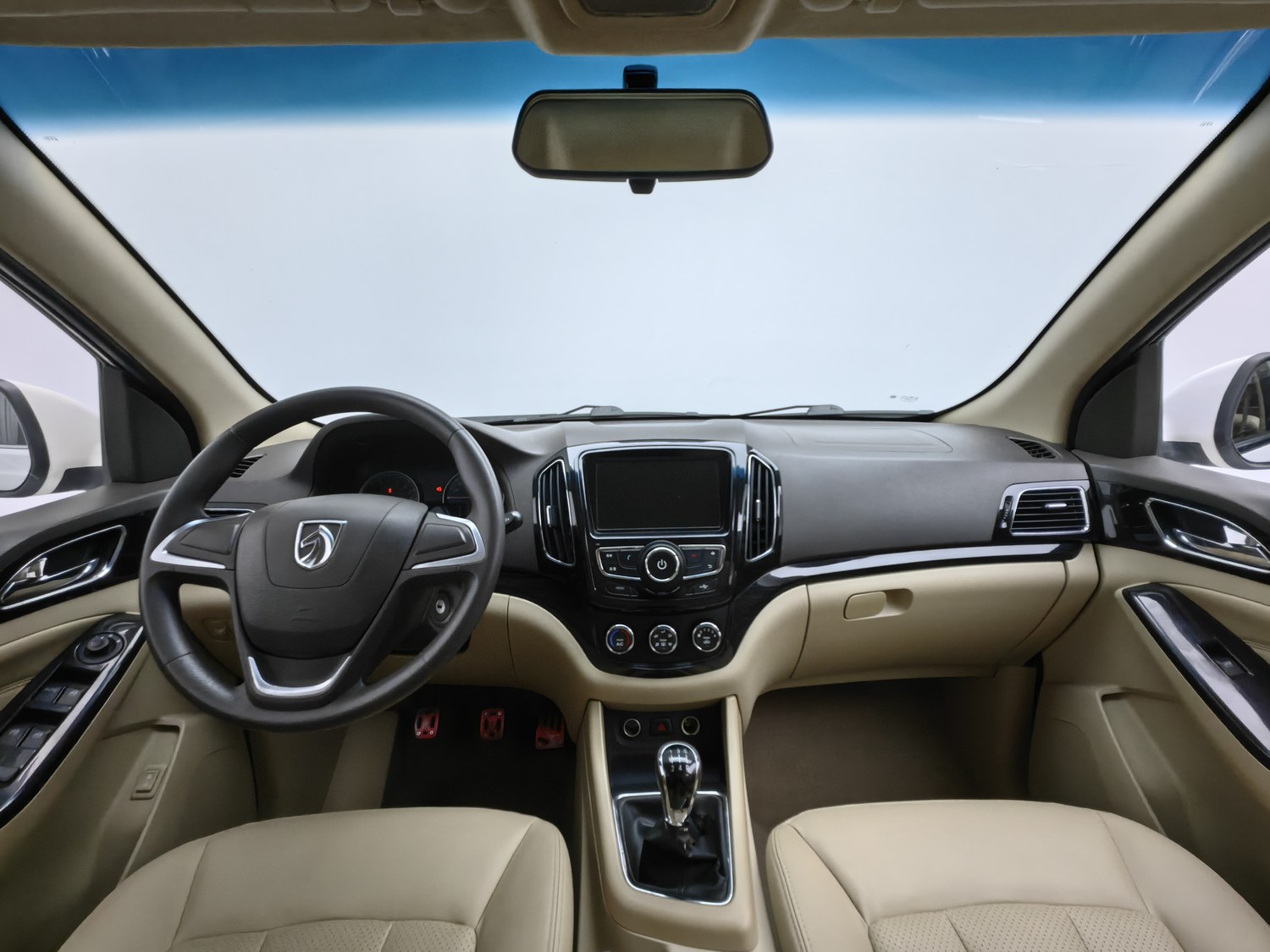 Used Baojun 730 2014 1.5 MT