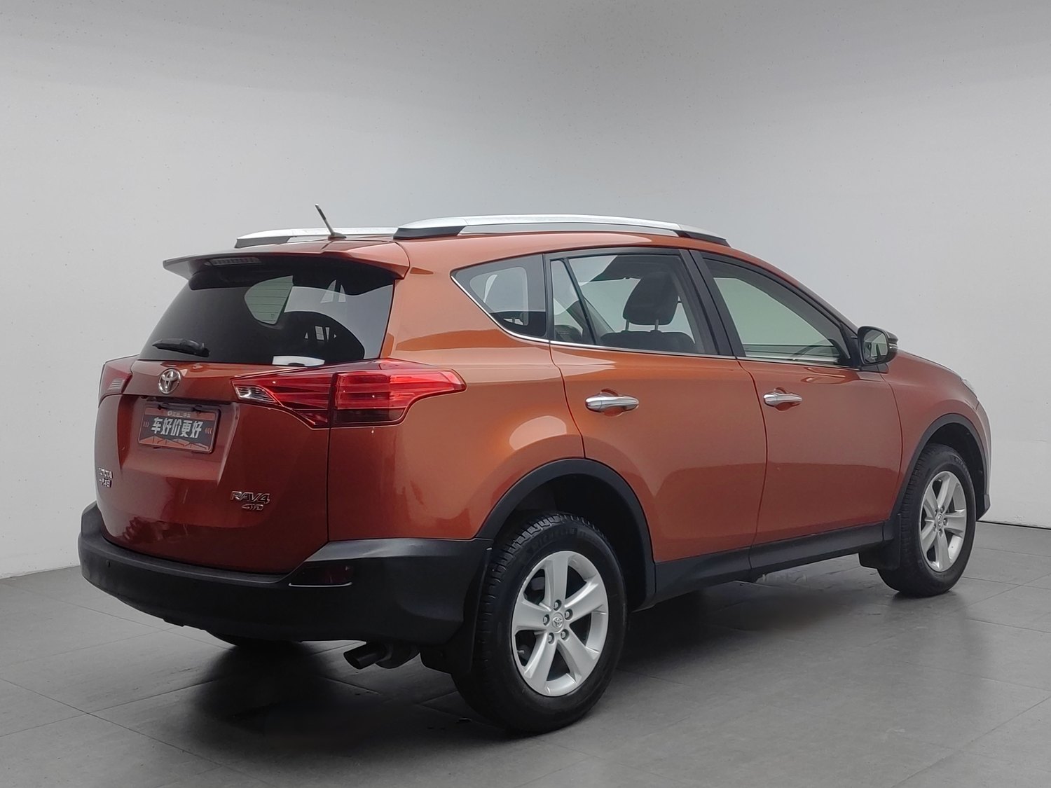 Used Toyota RAV4 2013 2.5 AT