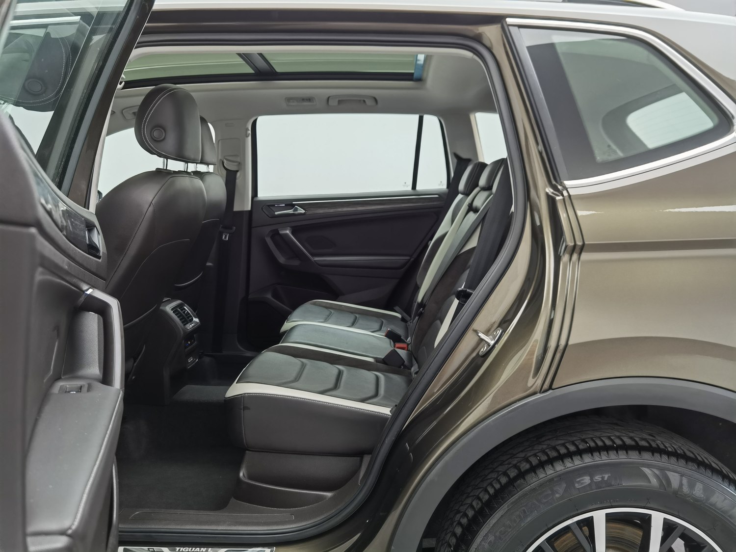 Used Volkswagen Tiguan L 2017 1.8 AT