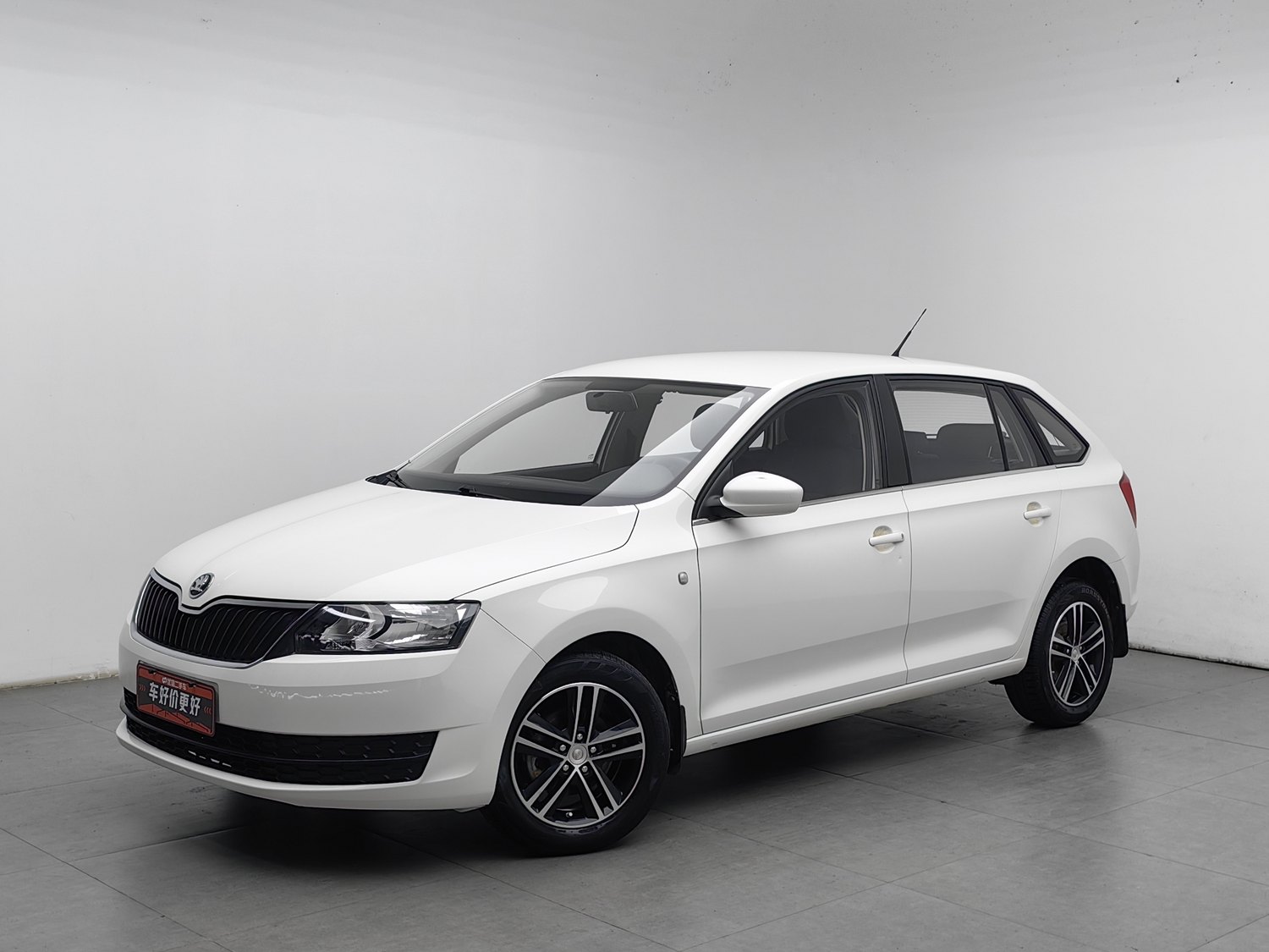 Used Skoda Rapid Spaceback 2016 1.4 MT