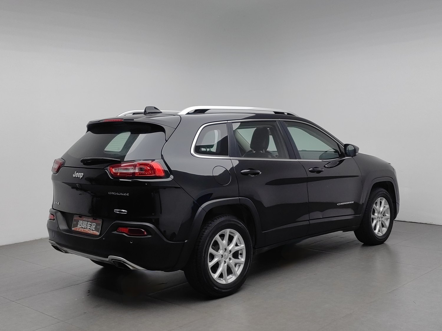 Used Jeep Cherokee 2016 2.4 AT