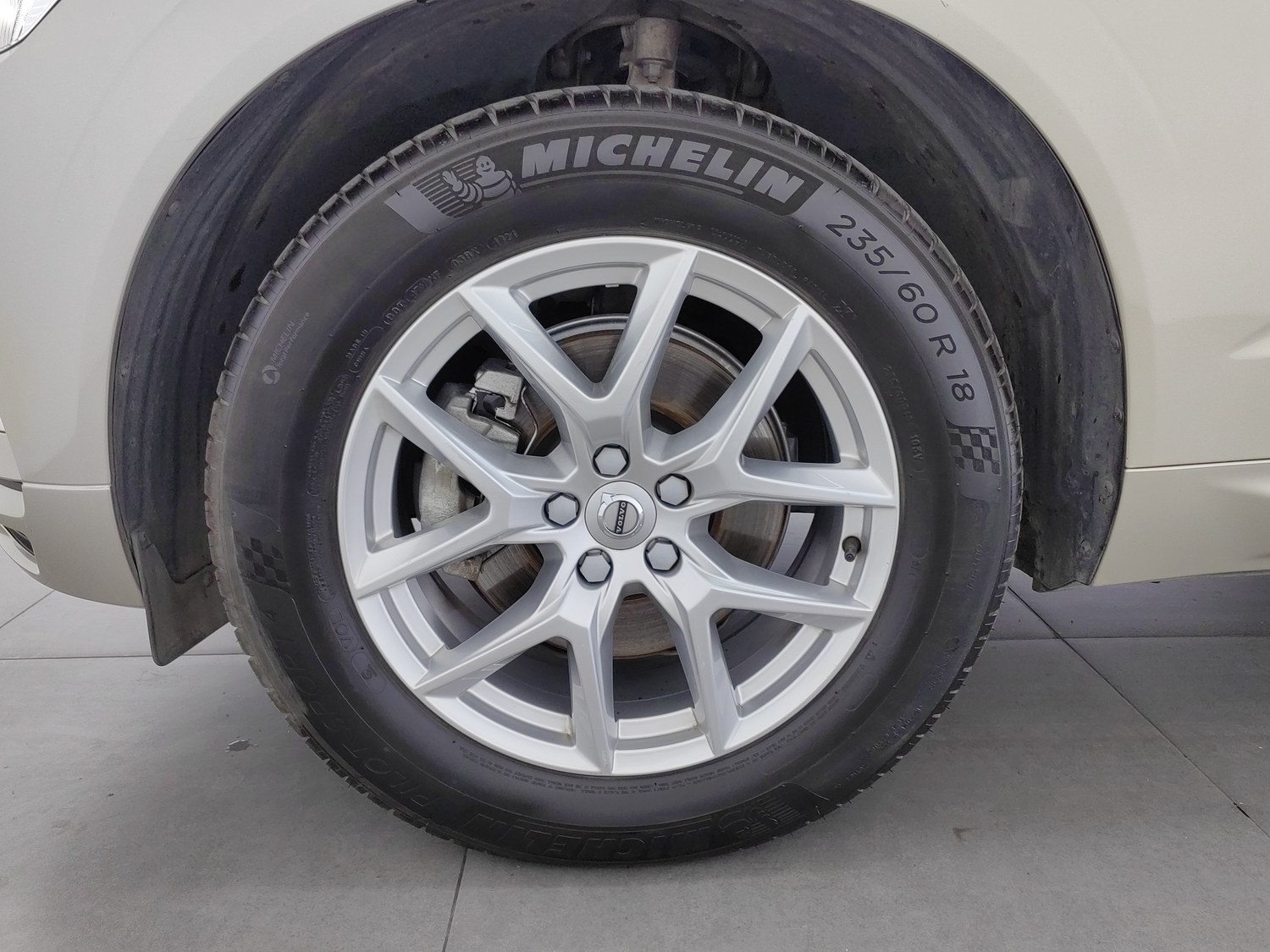 Used Volvo XC60 2020 2.0 AT