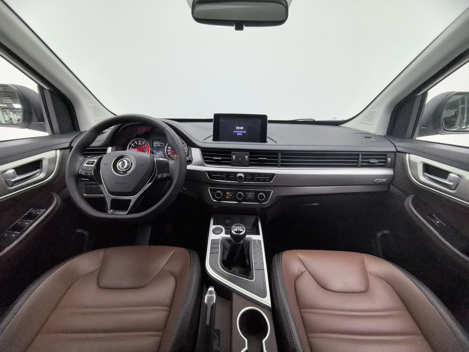 Used Dongfeng Forthing SX6 2018 1.6 MT